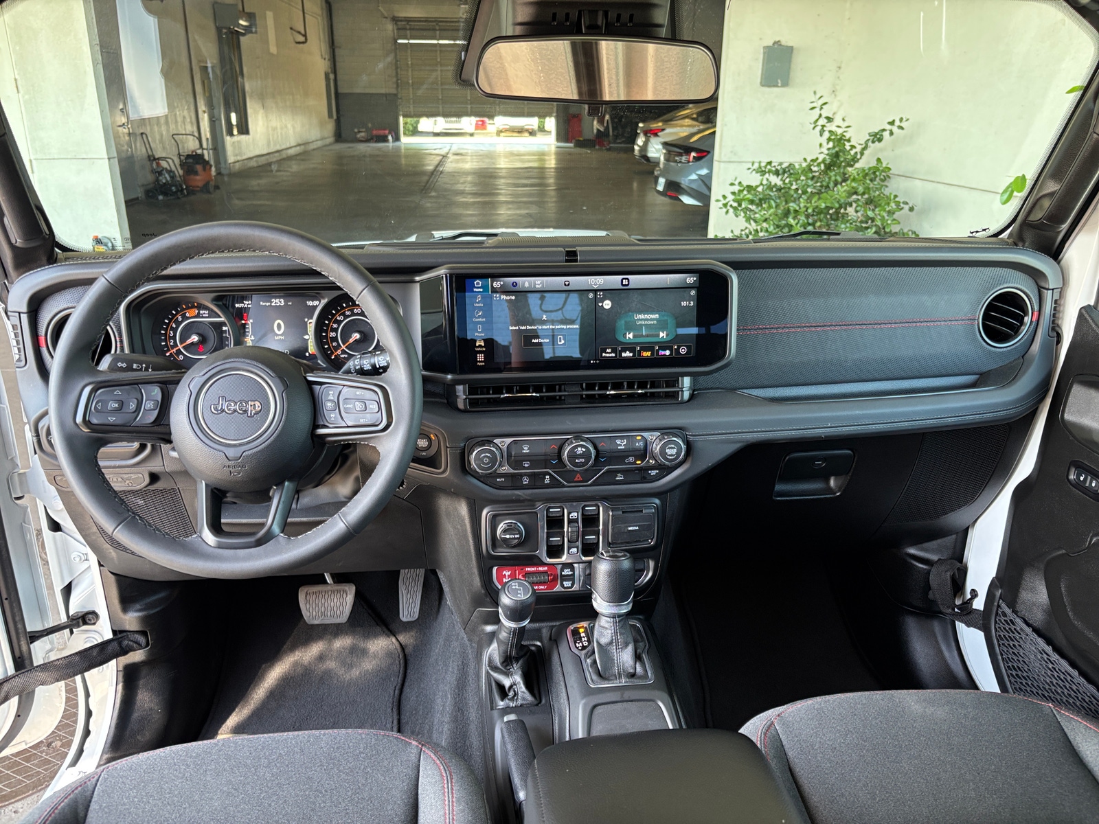 Thumbnail: 2025 Jeep Wrangler - 3