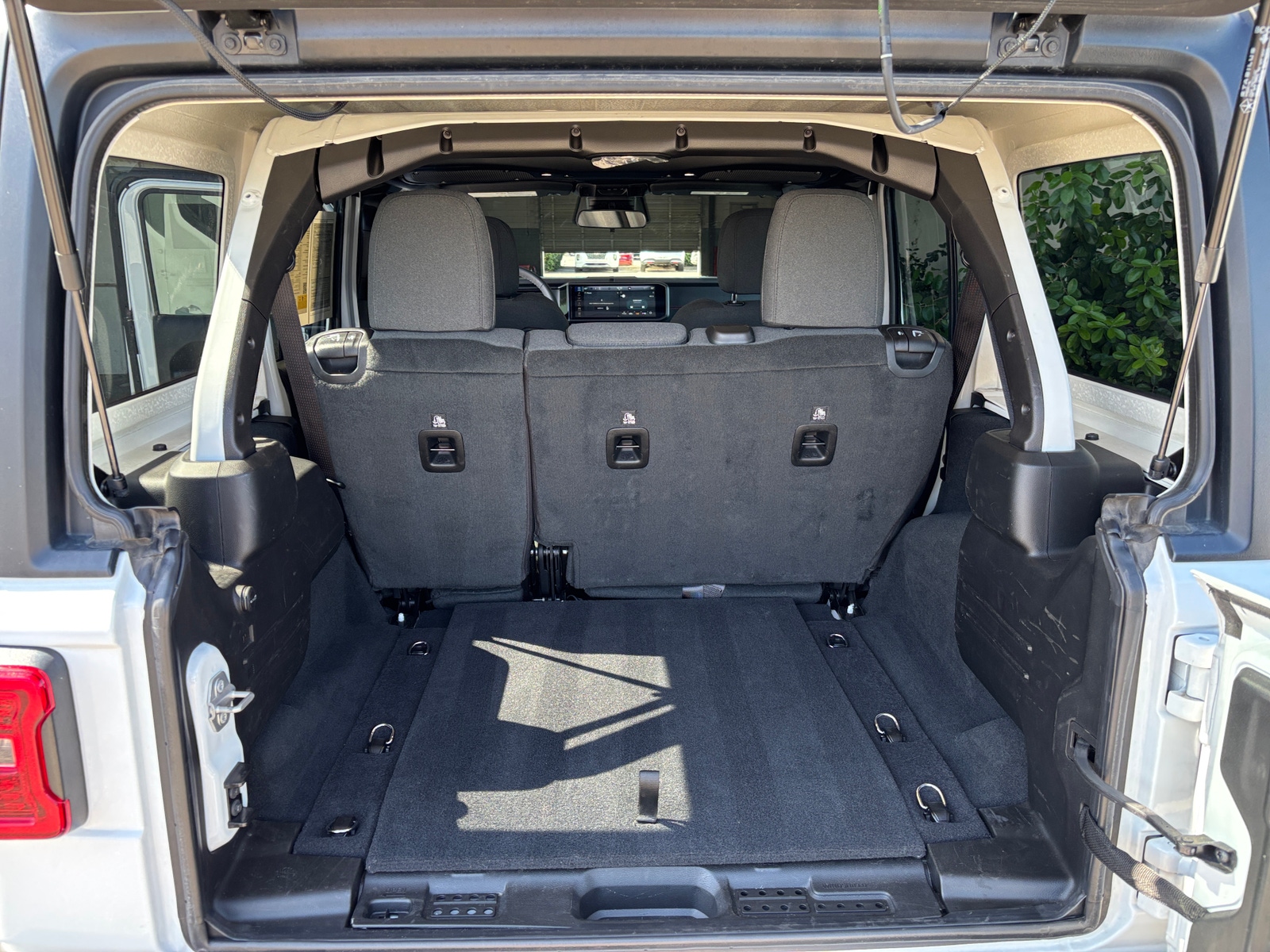 Thumbnail: 2025 Jeep Wrangler - 6