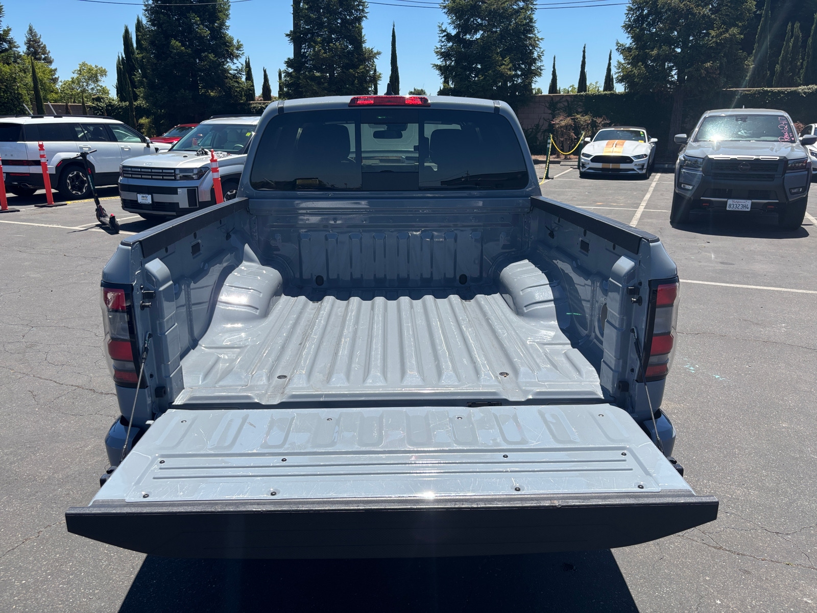 Thumbnail: 2026 Nissan Frontier - 6
