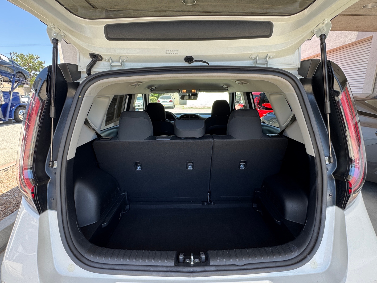 Thumbnail: 2025 Kia Soul - 5