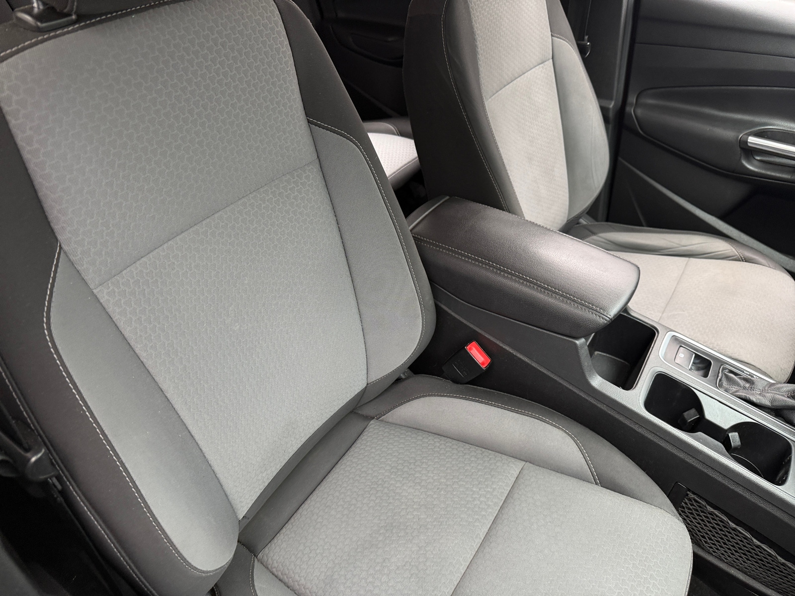 Thumbnail: 2018 Ford Escape - 2