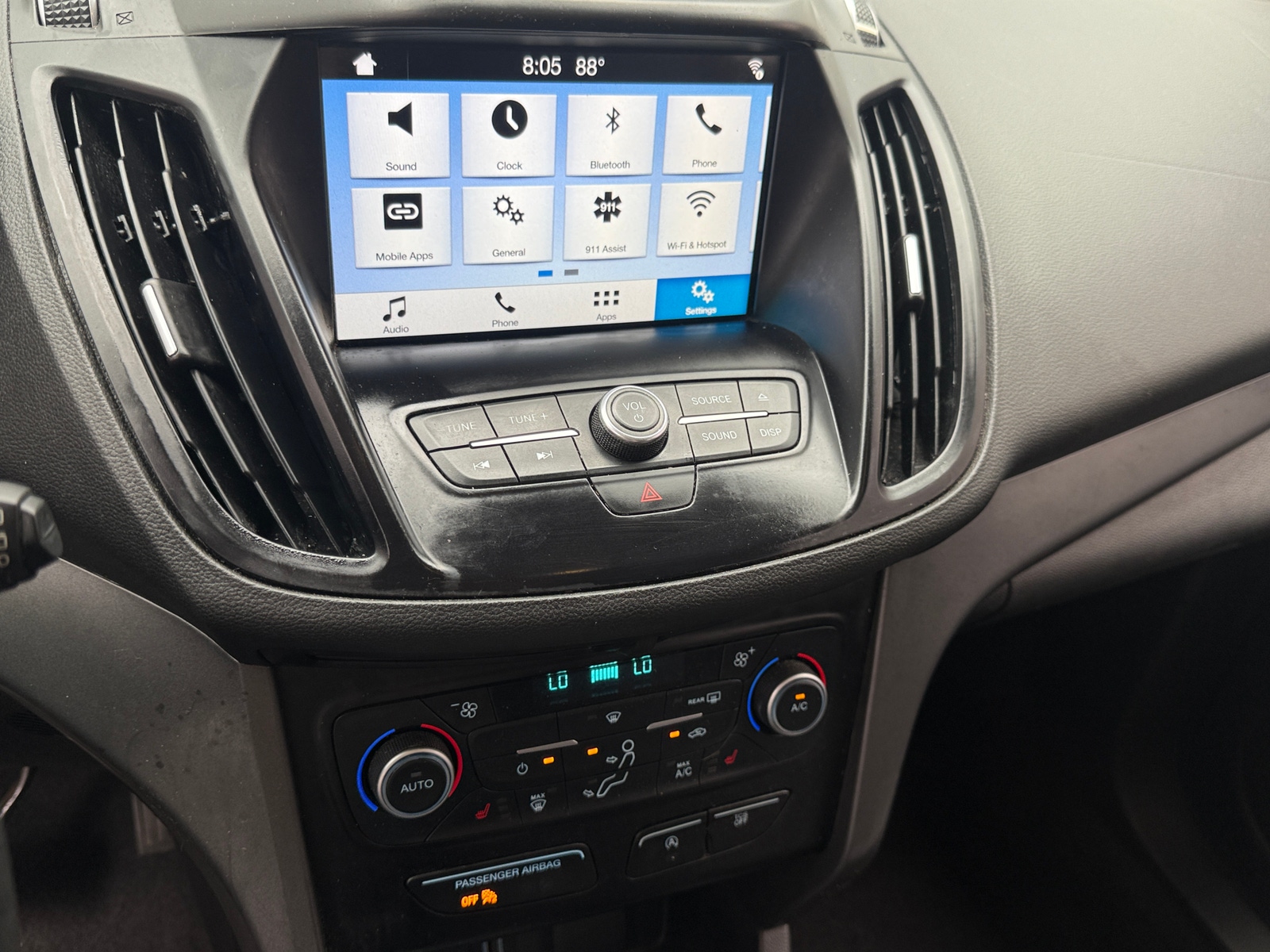 Thumbnail: 2018 Ford Escape - 4