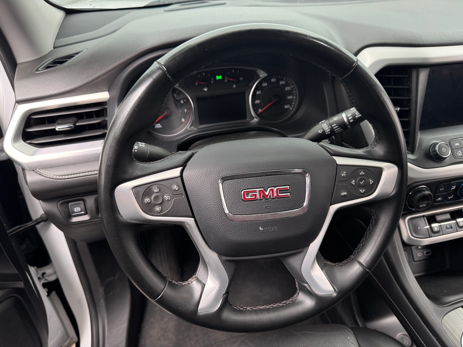 Thumbnail: 2023 GMC Acadia - 4