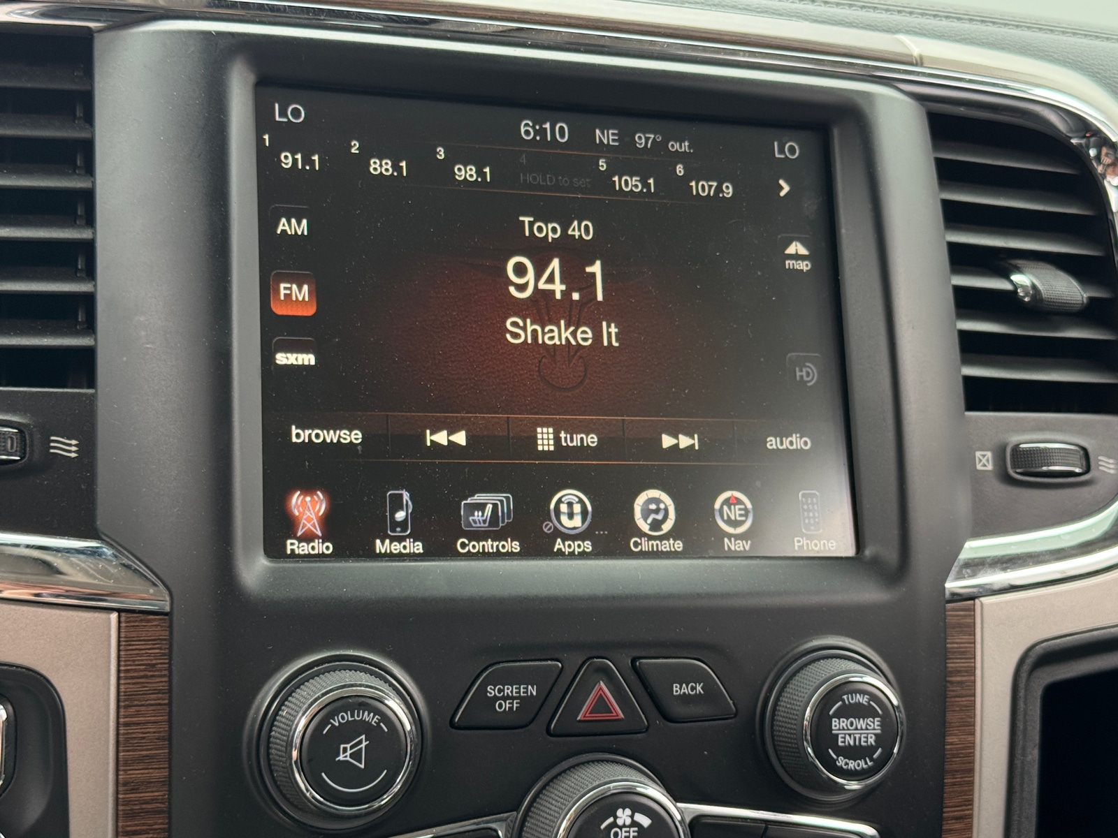 Thumbnail: 2017 RAM 1500 - 3