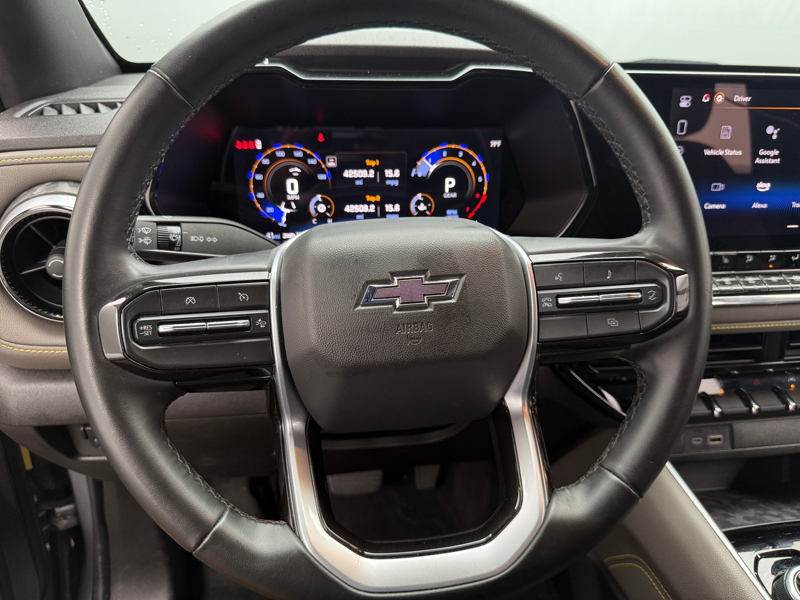 Thumbnail: 2024 Chevrolet Colorado - 5