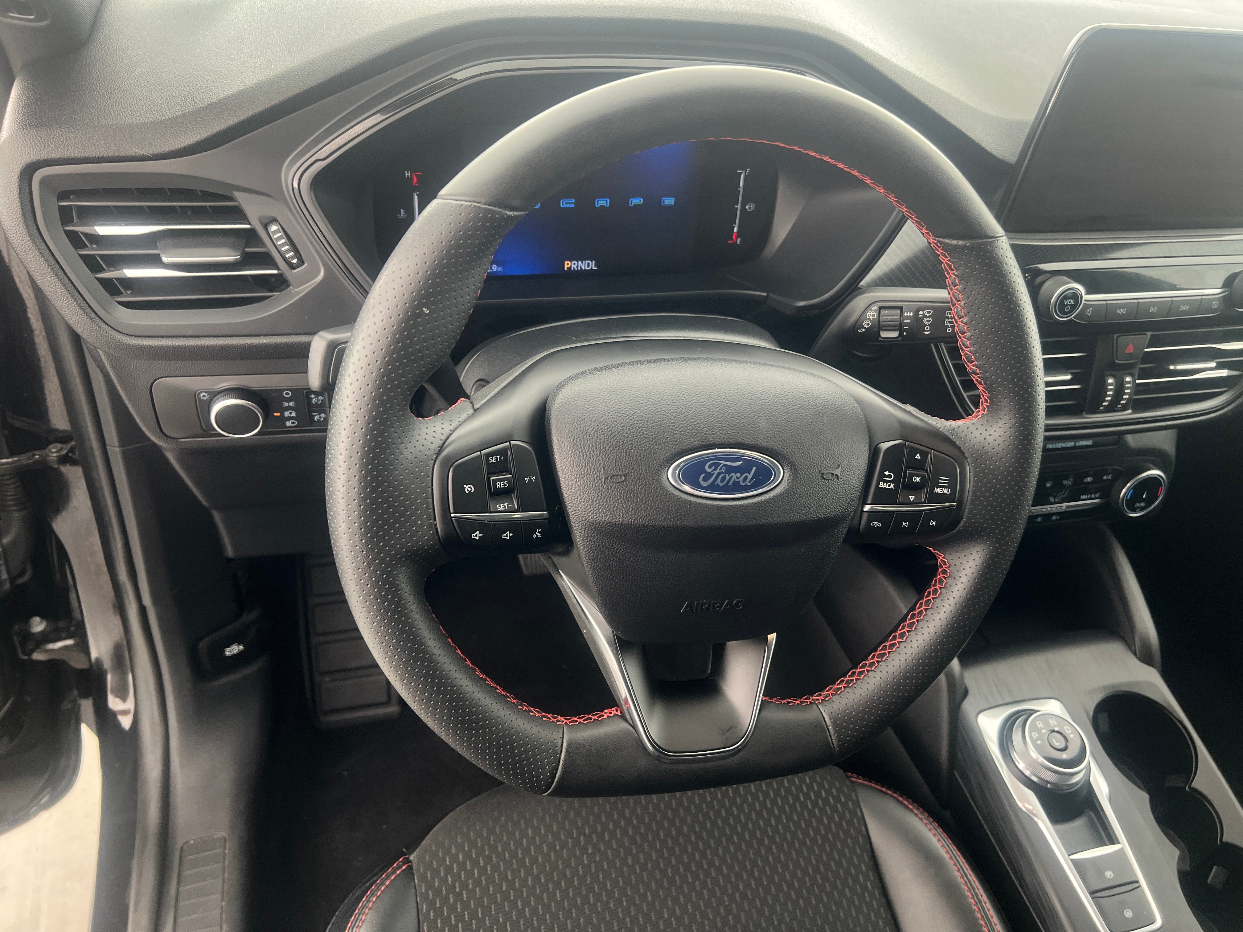 2025 Ford Escape ST-Line - Photo 5