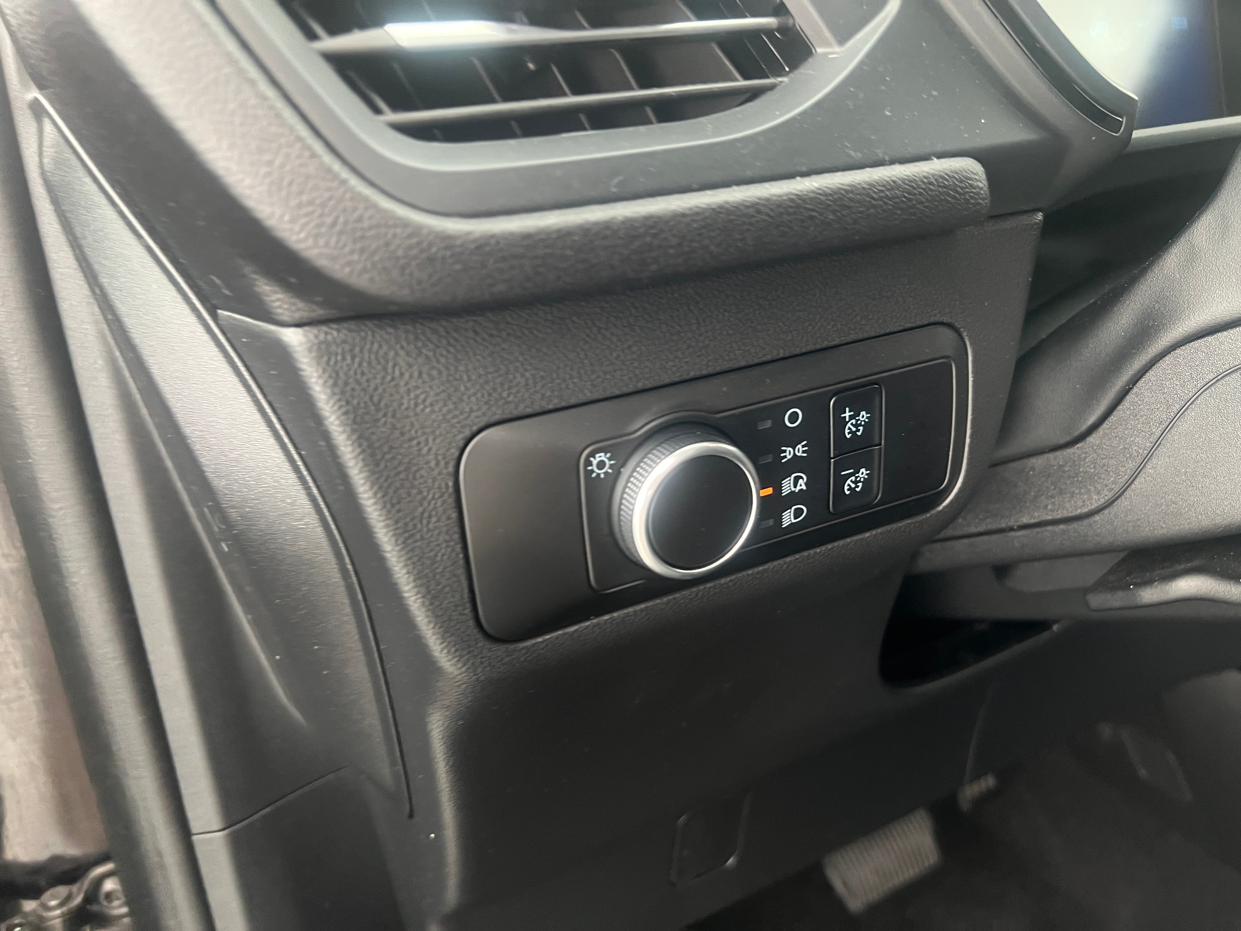 2025 Ford Escape ST-Line - Photo 10