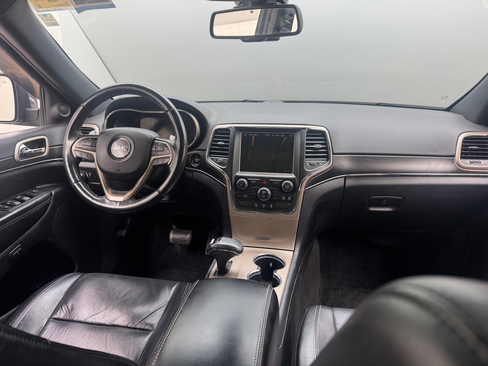 Thumbnail: 2015 Jeep Grand Cherokee - 2