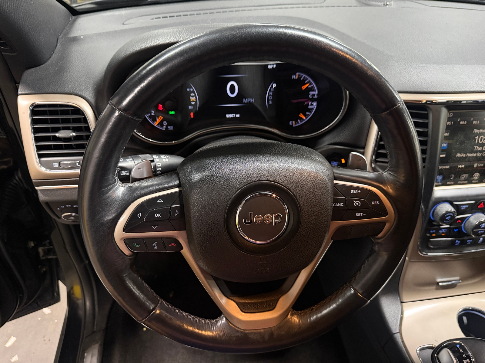 Thumbnail: 2015 Jeep Grand Cherokee - 4