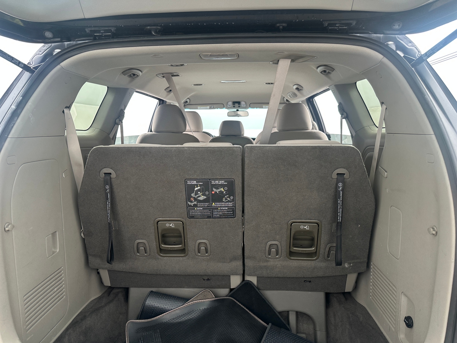 Thumbnail: 2021 Kia Sedona - 7