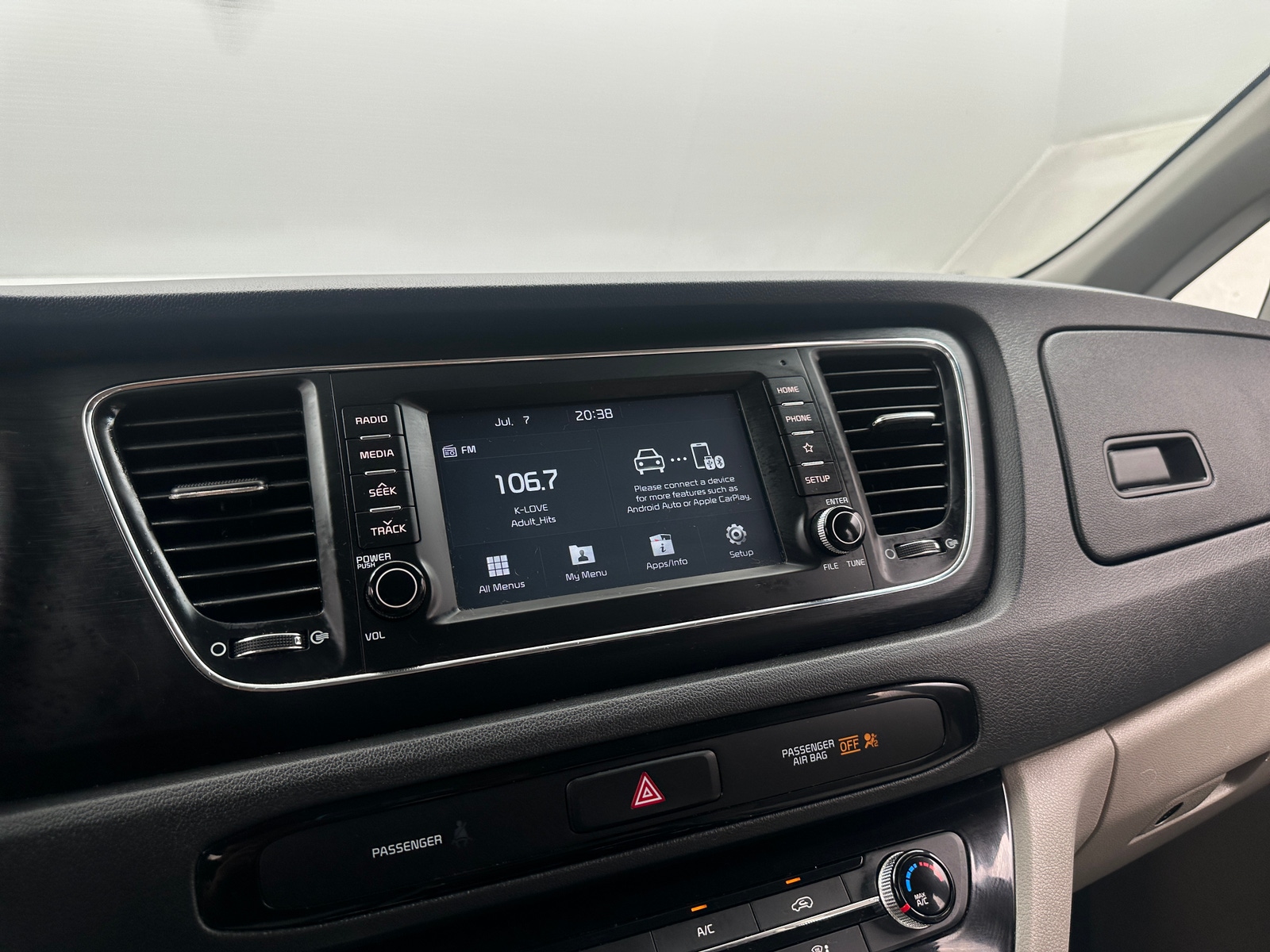 Thumbnail: 2021 Kia Sedona - 4