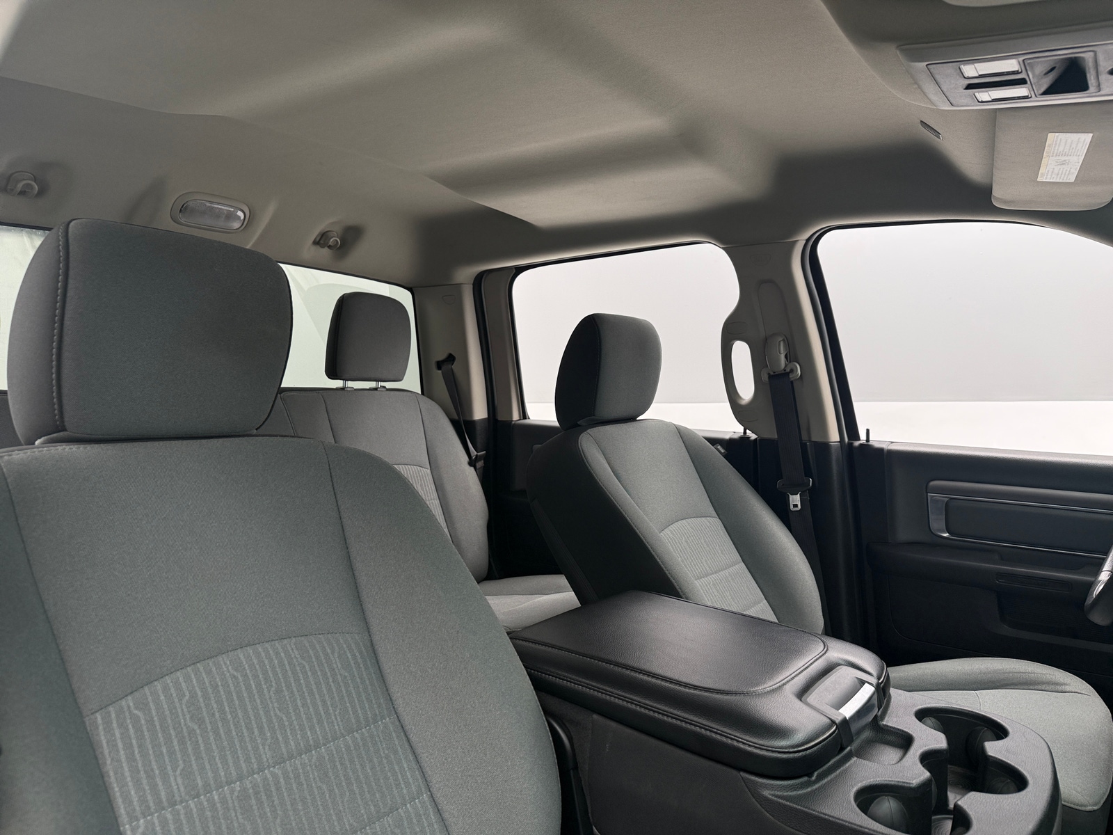 Thumbnail: 2022 RAM 1500 Classic - 2