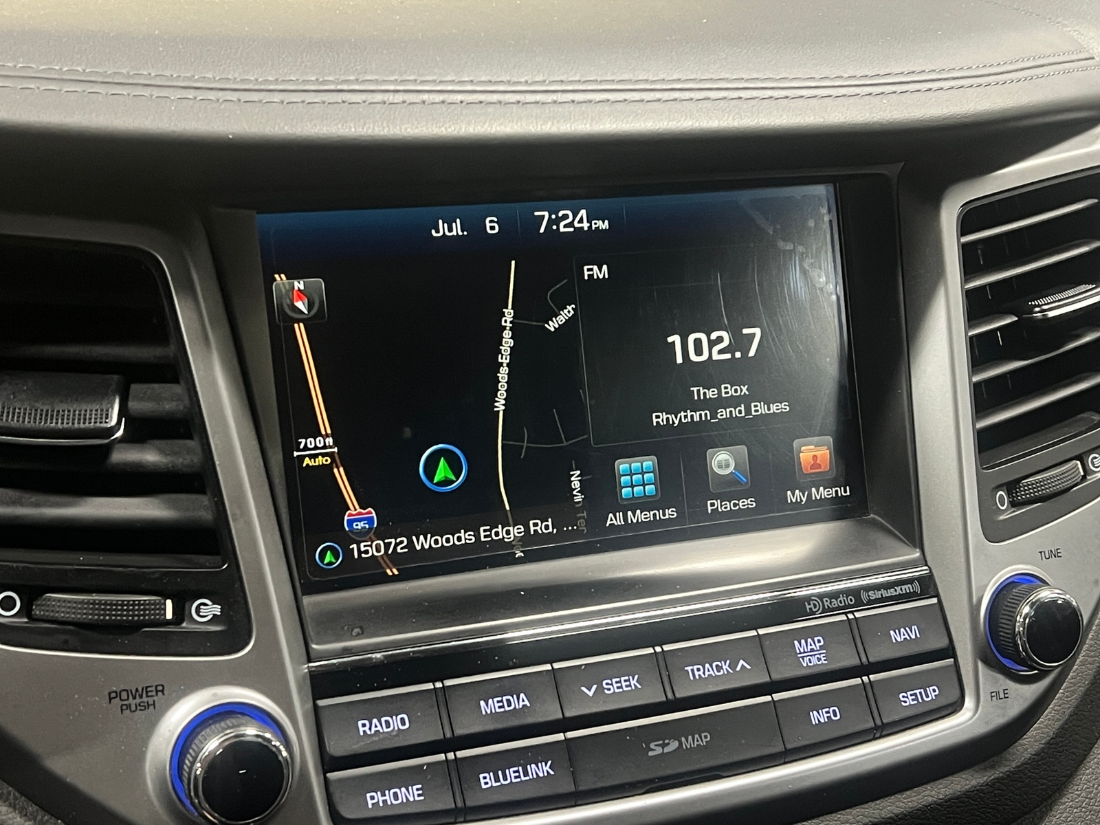 Thumbnail: 2016 Hyundai Tucson - 3