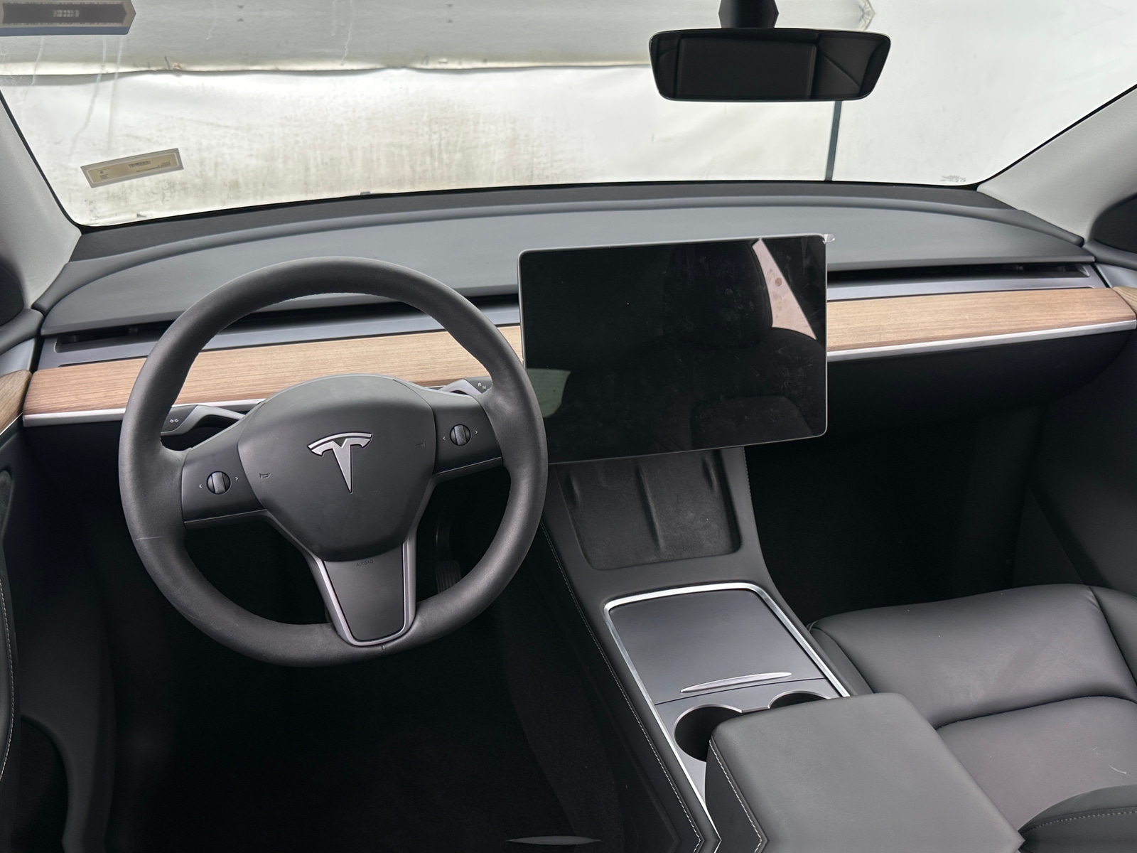 Thumbnail: 2025 Tesla Model Y - 2
