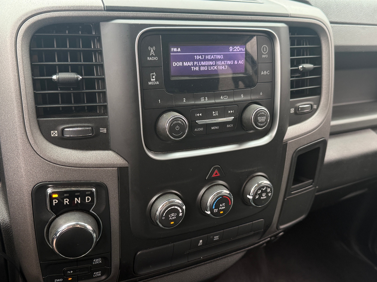 Thumbnail: 2019 RAM 1500 Classic - 4