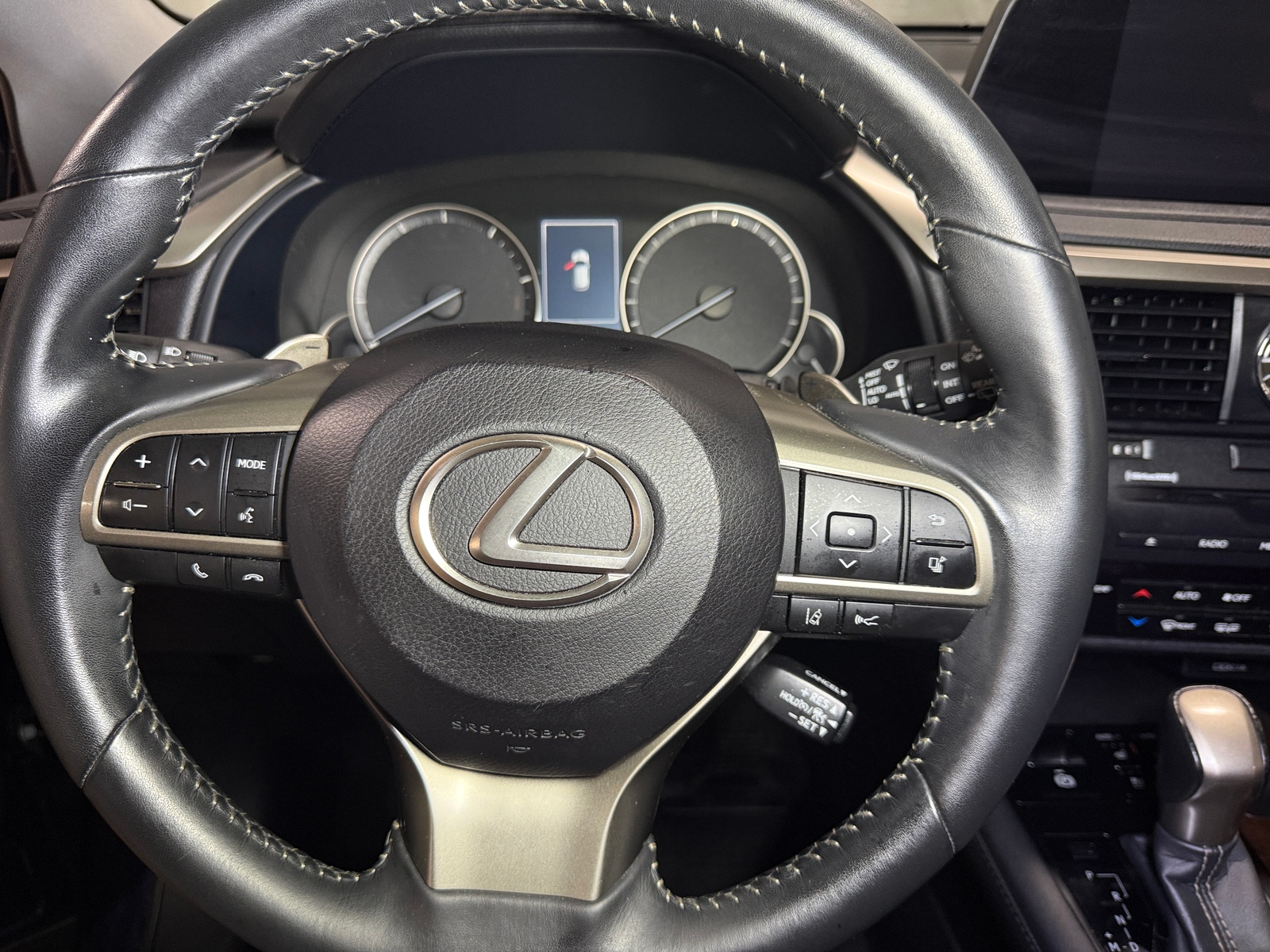 Thumbnail: 2022 Lexus RX - 4
