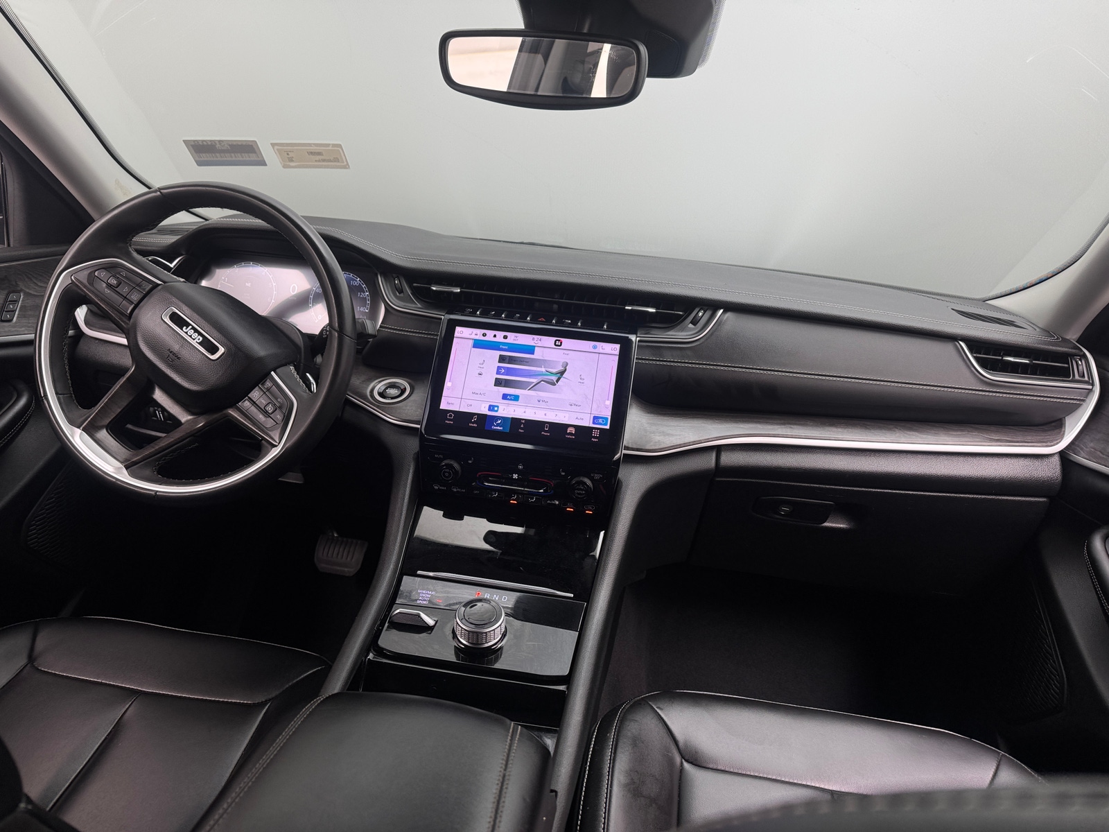 Thumbnail: 2023 Jeep Grand Cherokee L - 2
