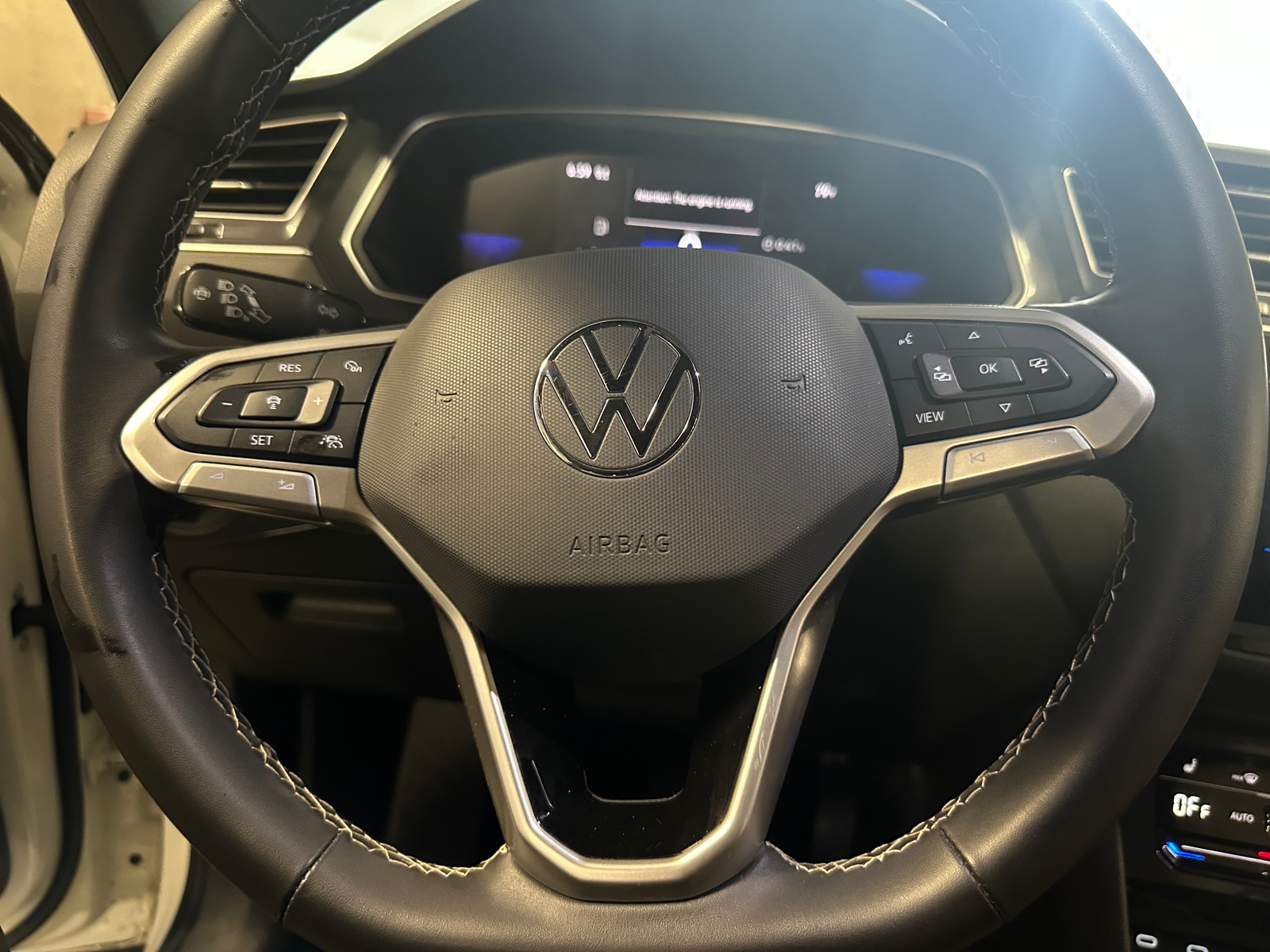 Thumbnail: 2024 Volkswagen Tiguan - 5