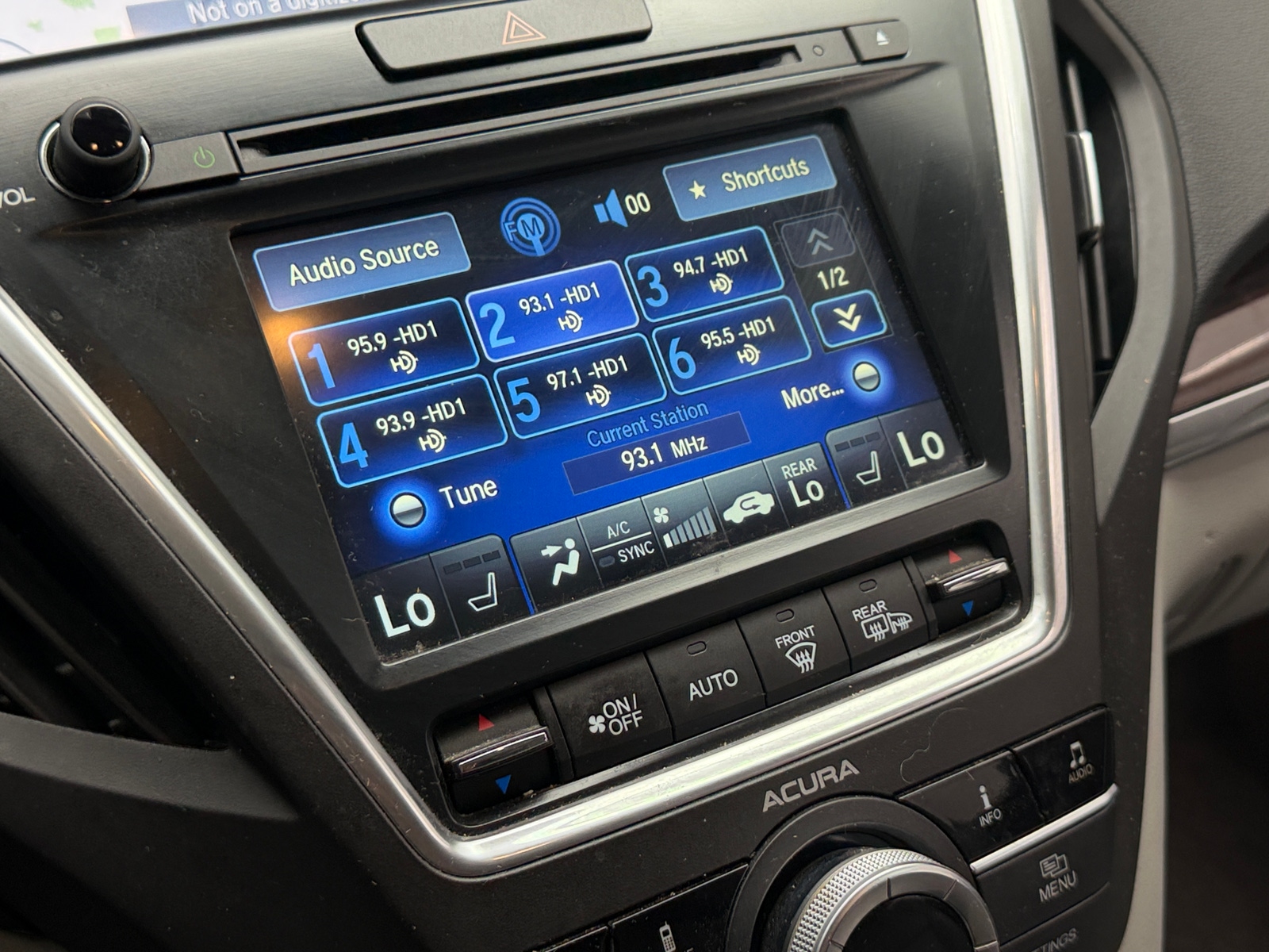Thumbnail: 2014 Acura MDX - 3