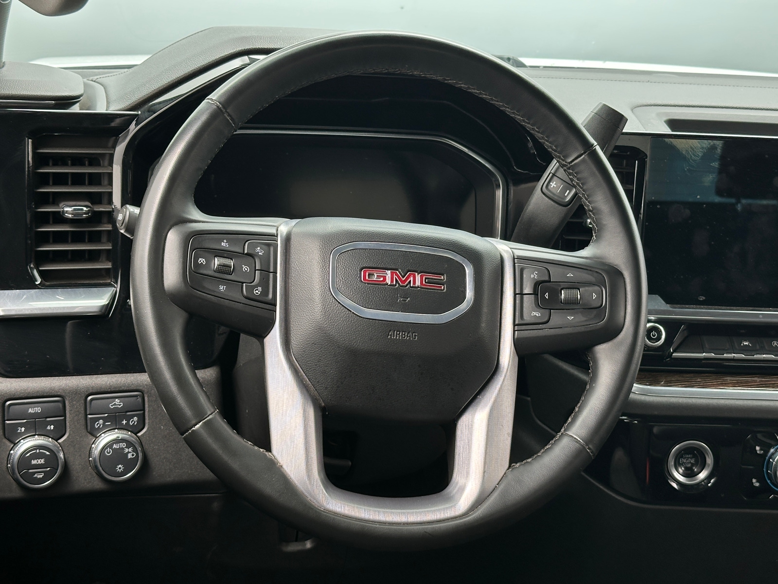 Thumbnail: 2024 GMC Sierra 1500 - 5