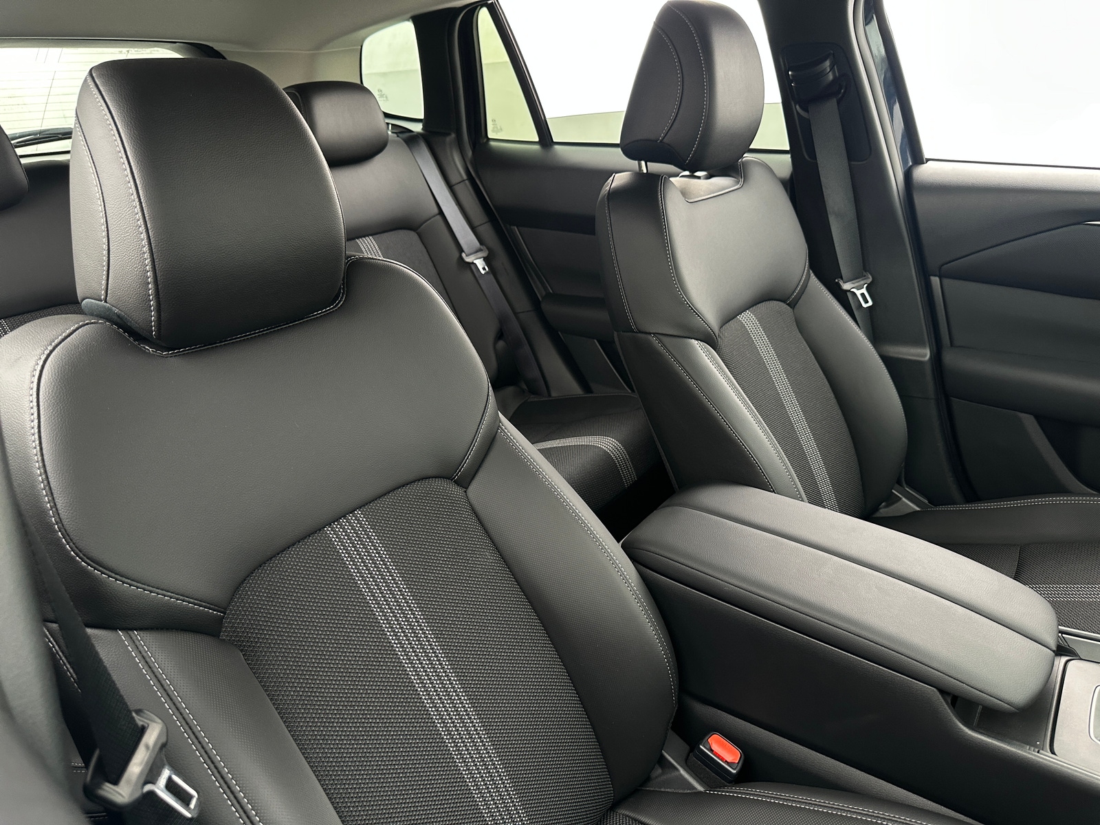 Thumbnail: 2025 Mazda CX-50 - 2