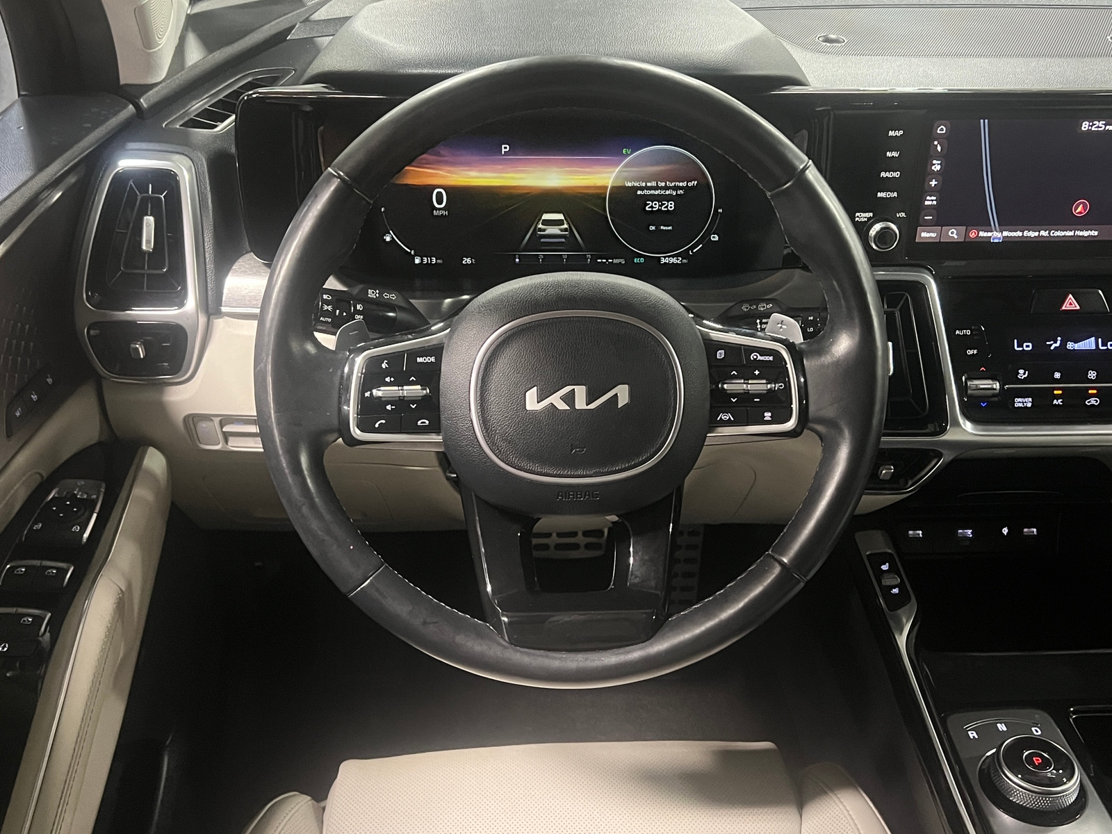 Thumbnail: 2023 Kia Sorento - 4