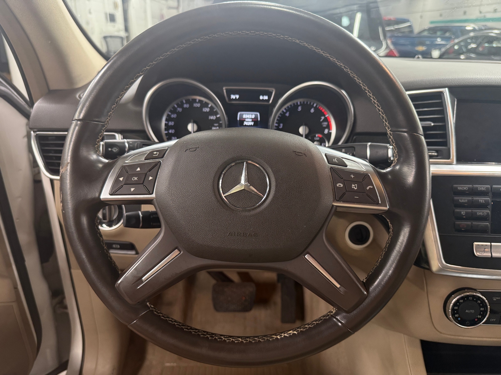 Thumbnail: 2015 Mercedes-Benz M-Class - 4