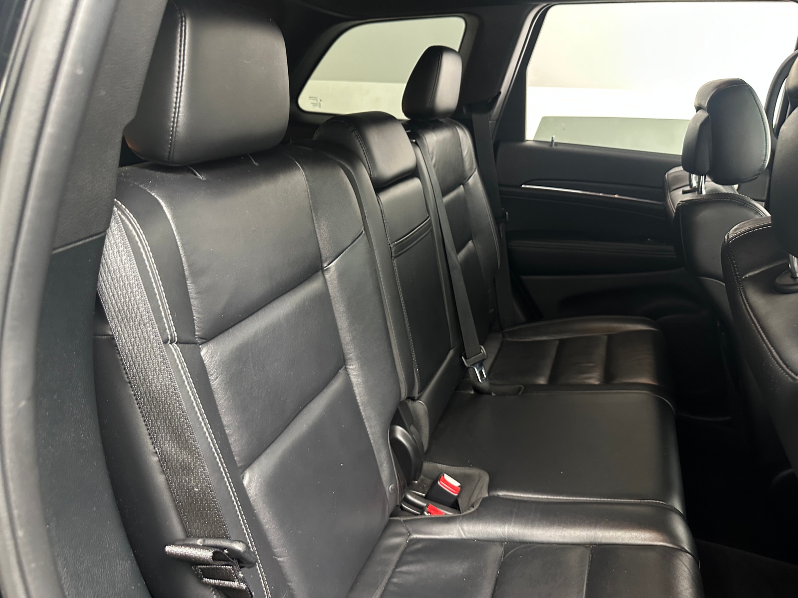 Thumbnail: 2017 Jeep Grand Cherokee - 5