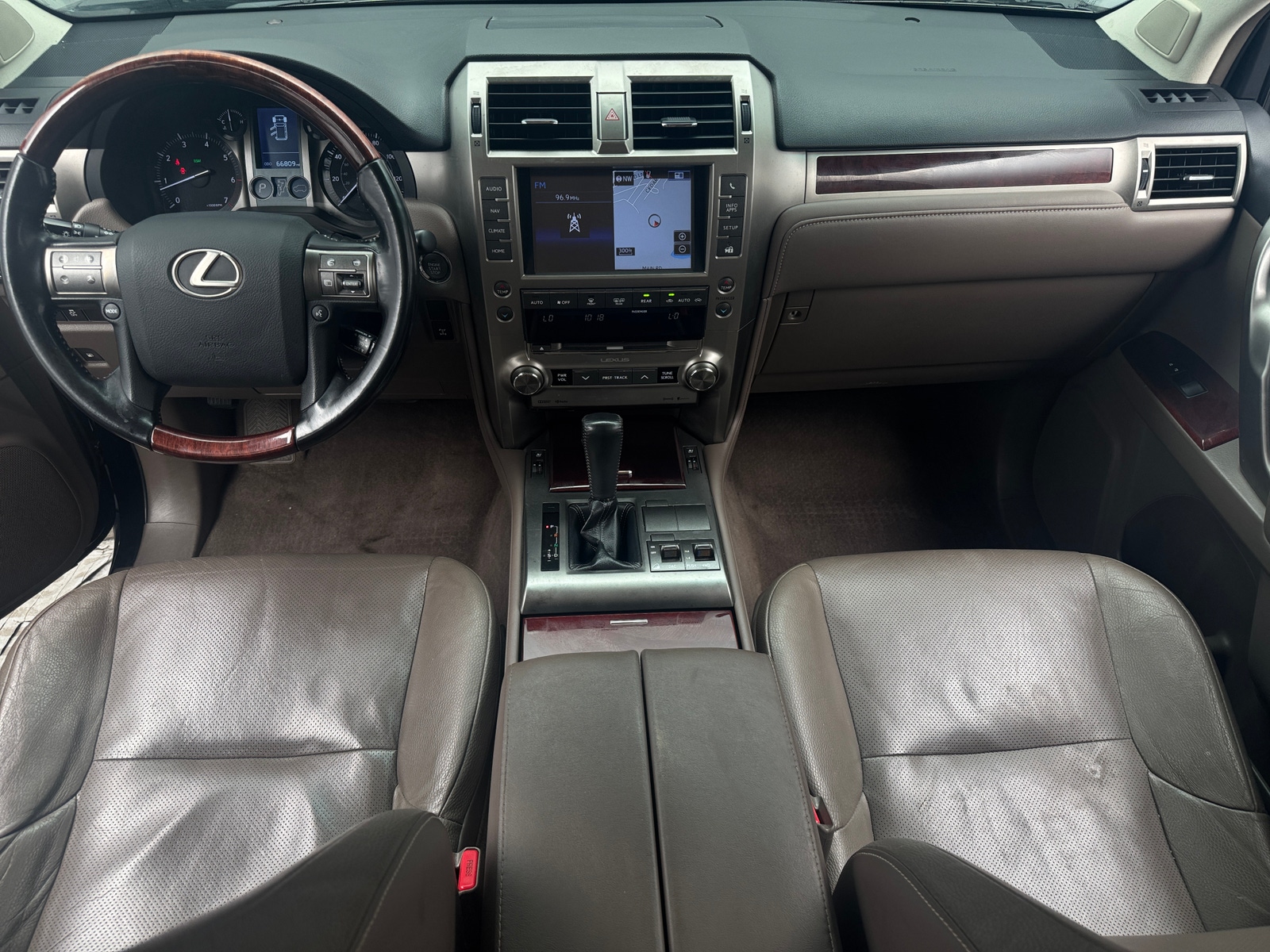 Thumbnail: 2016 Lexus GX - 2