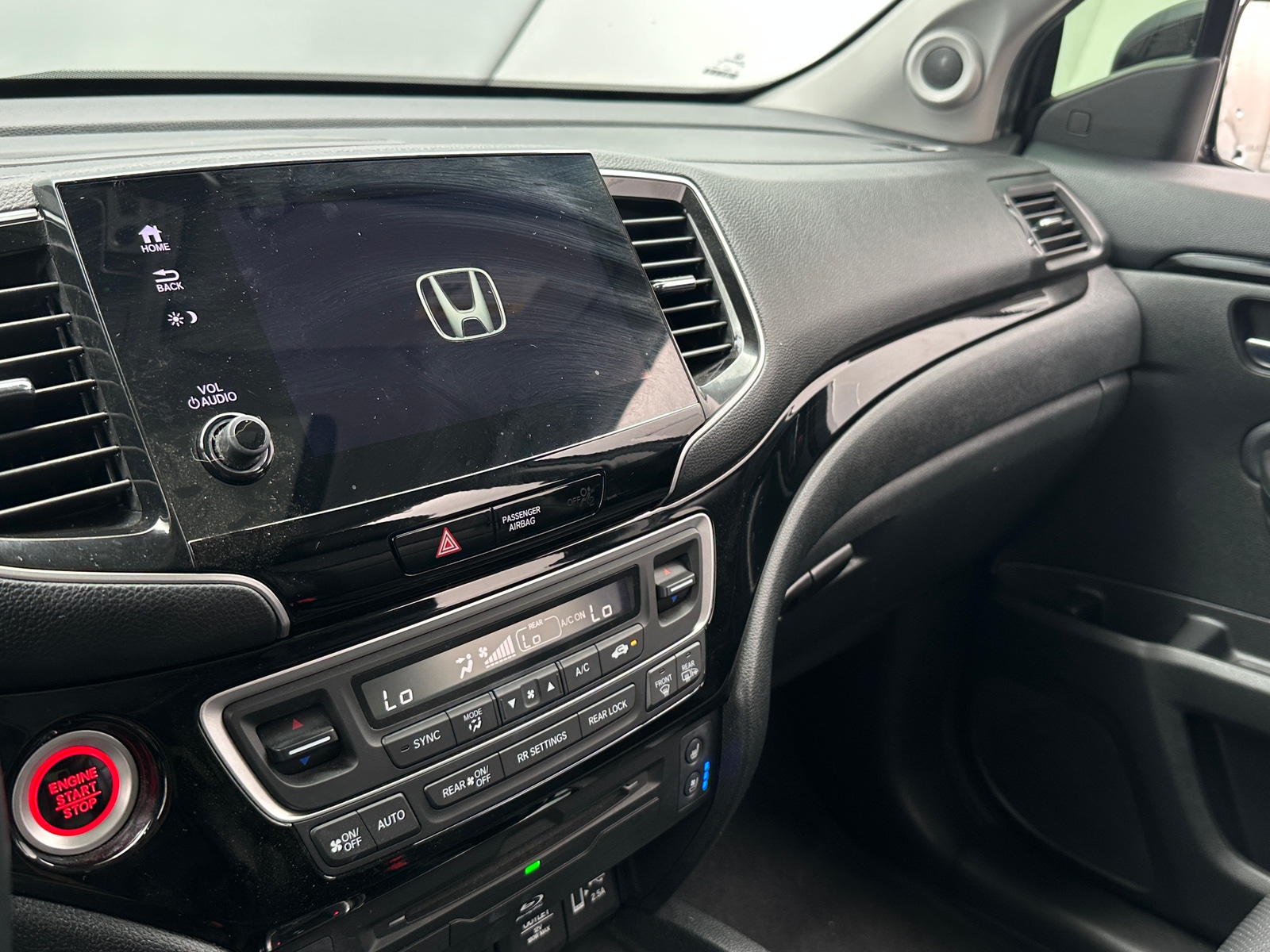 Thumbnail: 2020 Honda Pilot - 3