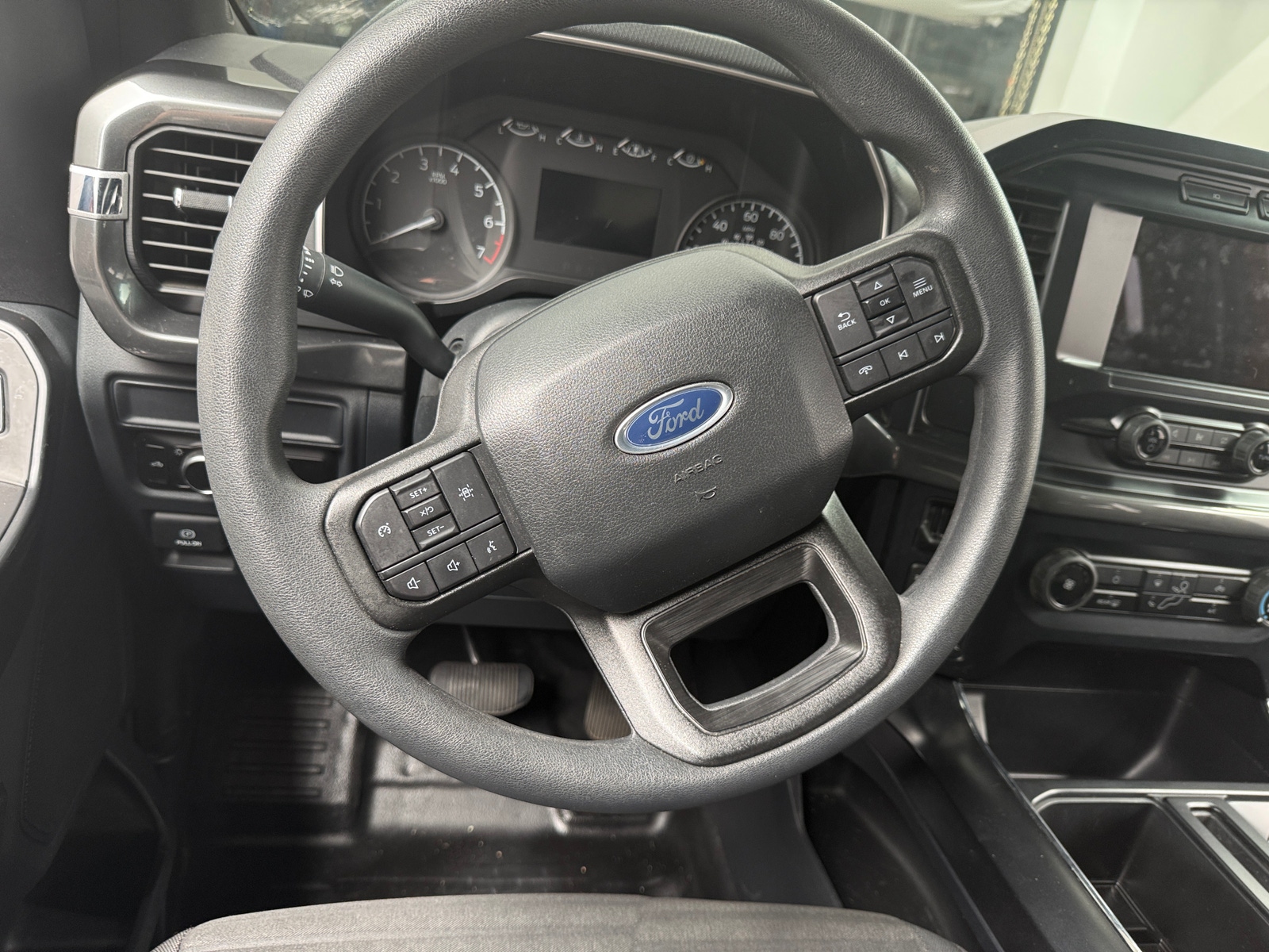 Thumbnail: 2023 Ford Econoline - 5