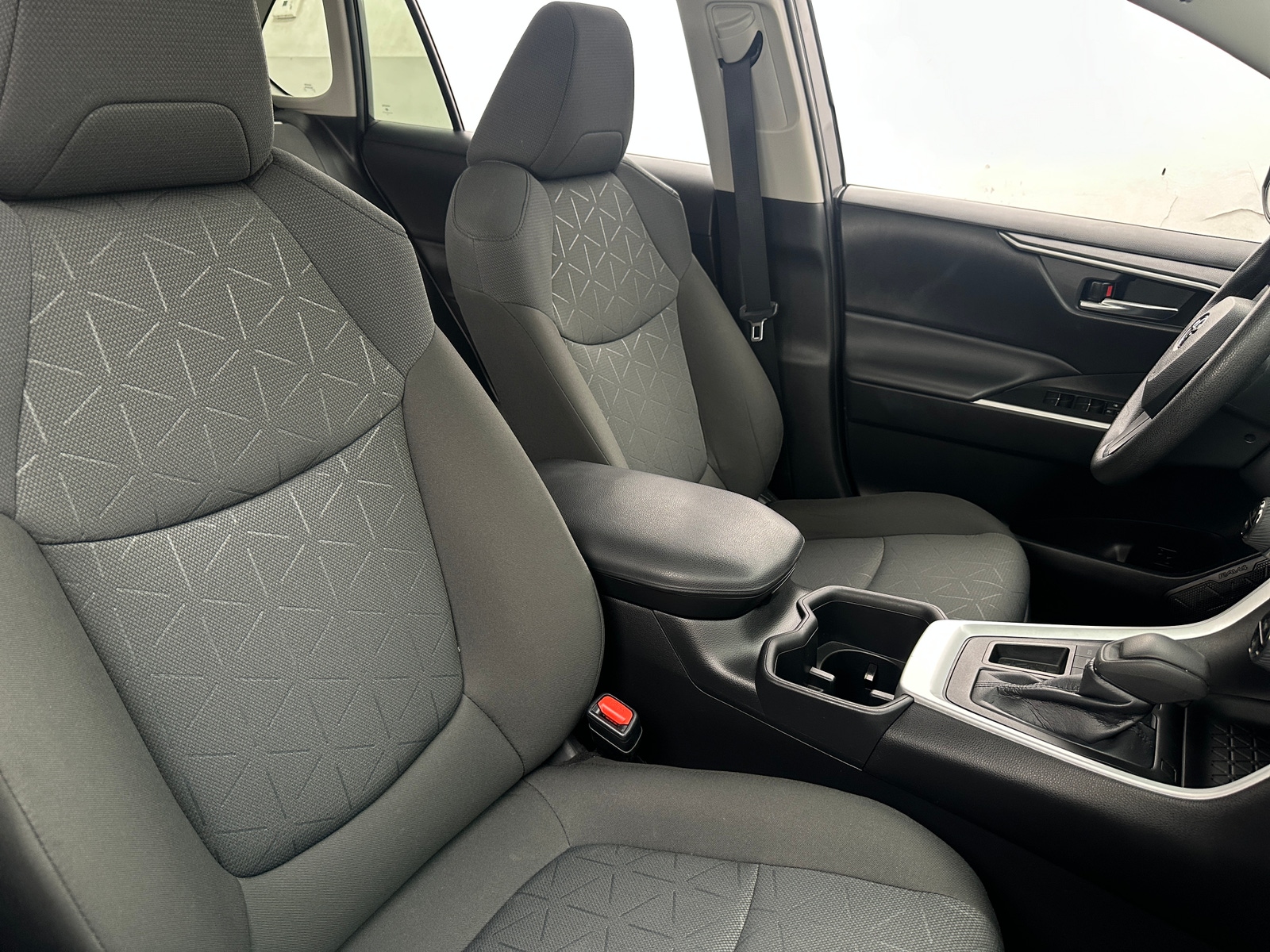 Thumbnail: 2022 Toyota RAV4 - 2