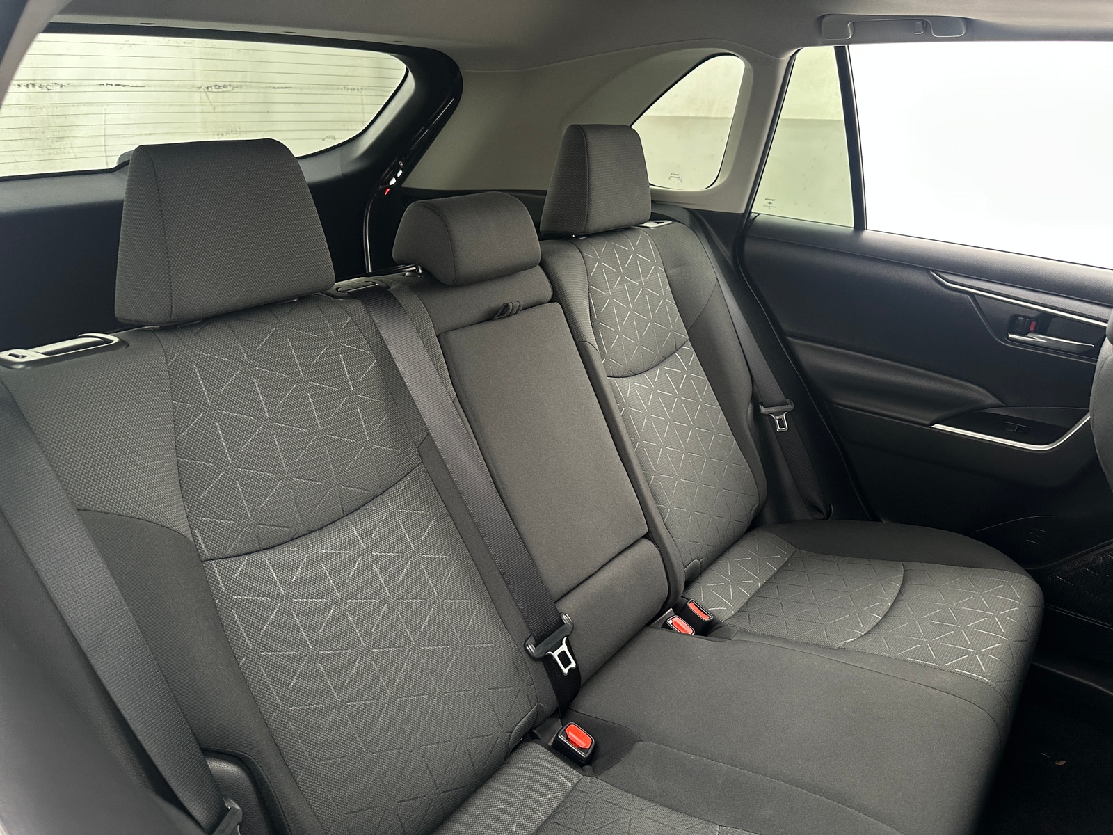 Thumbnail: 2022 Toyota RAV4 - 6