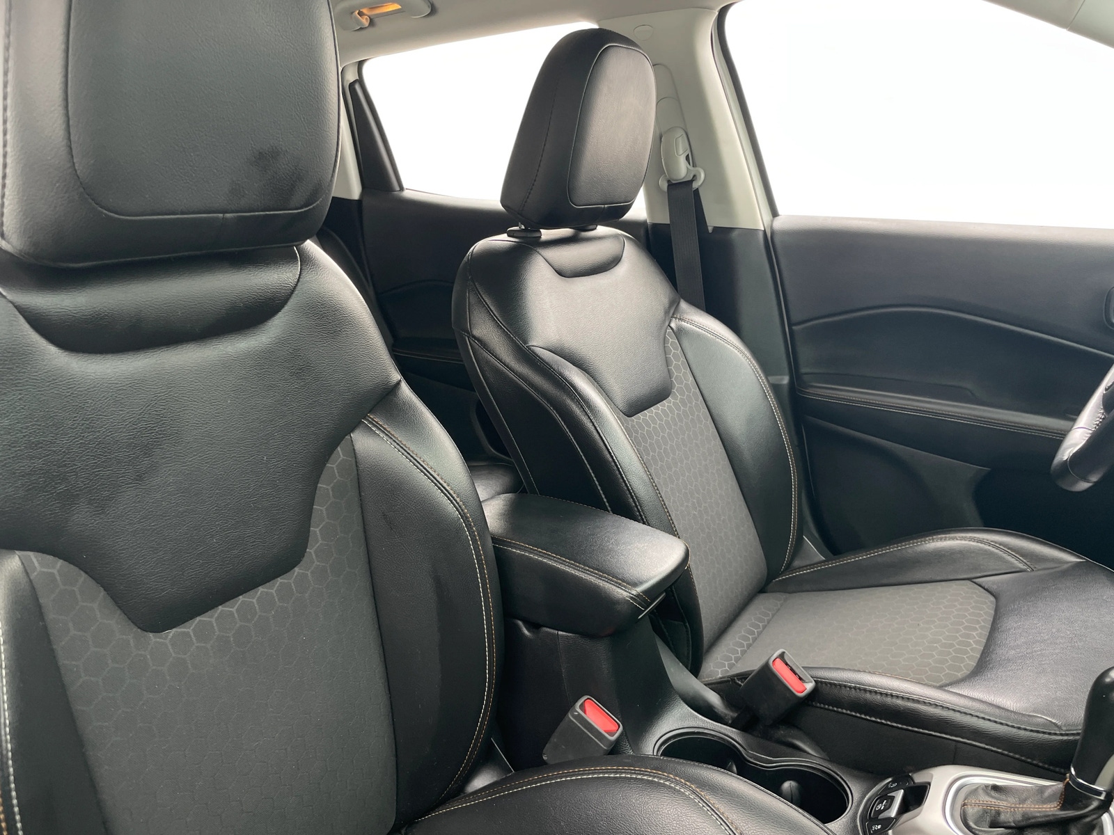 Thumbnail: 2018 Jeep Compass - 2