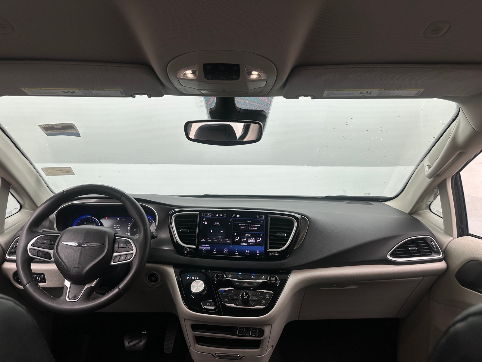 Thumbnail: 2023 Chrysler Pacifica - 2