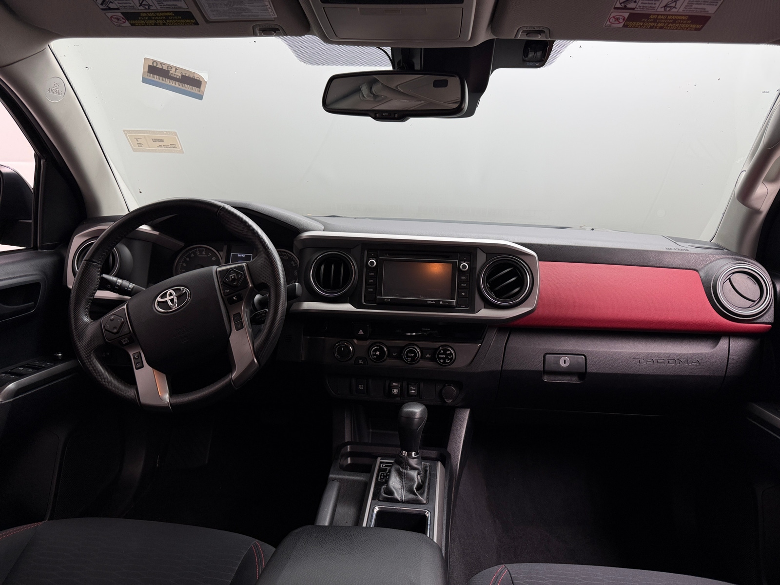 Thumbnail: 2018 Toyota Tacoma - 3