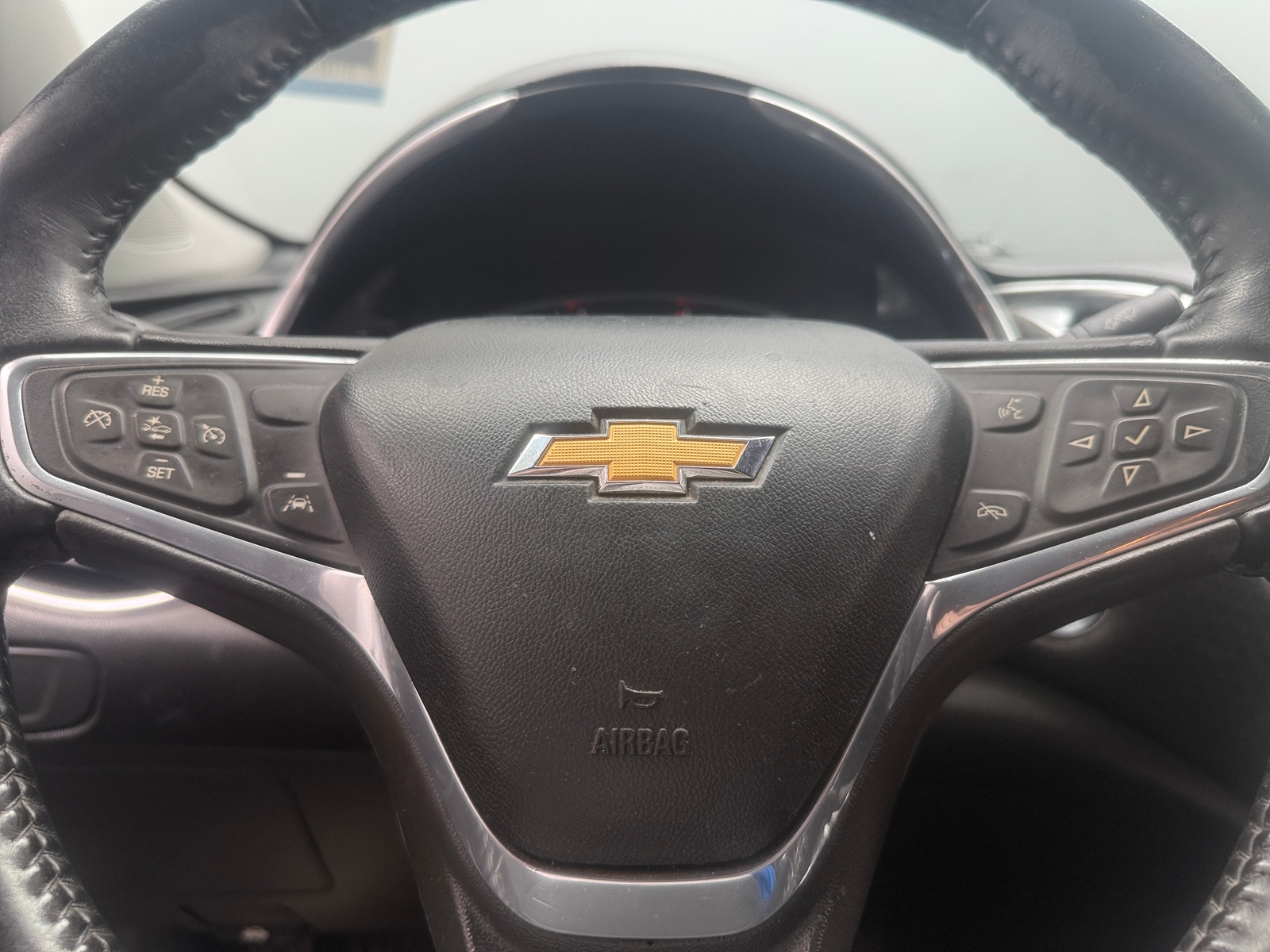 Thumbnail: 2016 Chevrolet Malibu - 5