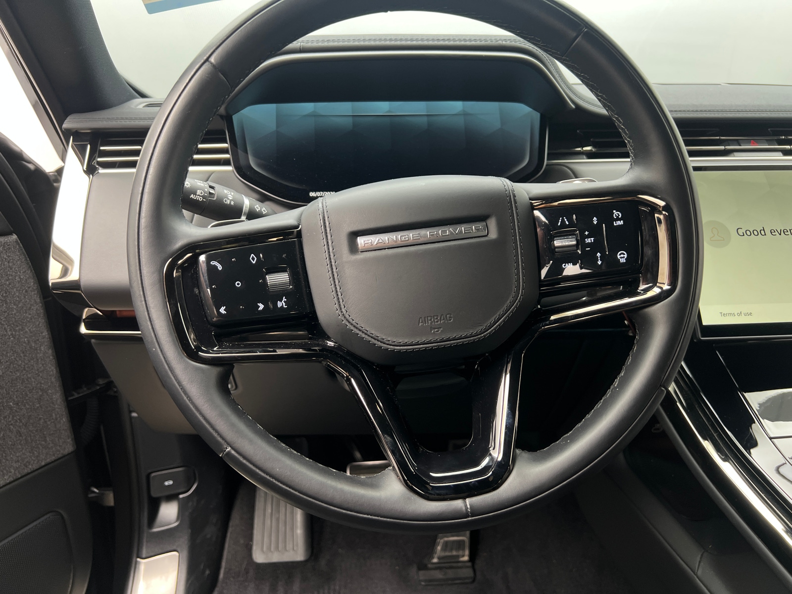 Thumbnail: 2024 Land Rover Range Rover Sport - 4