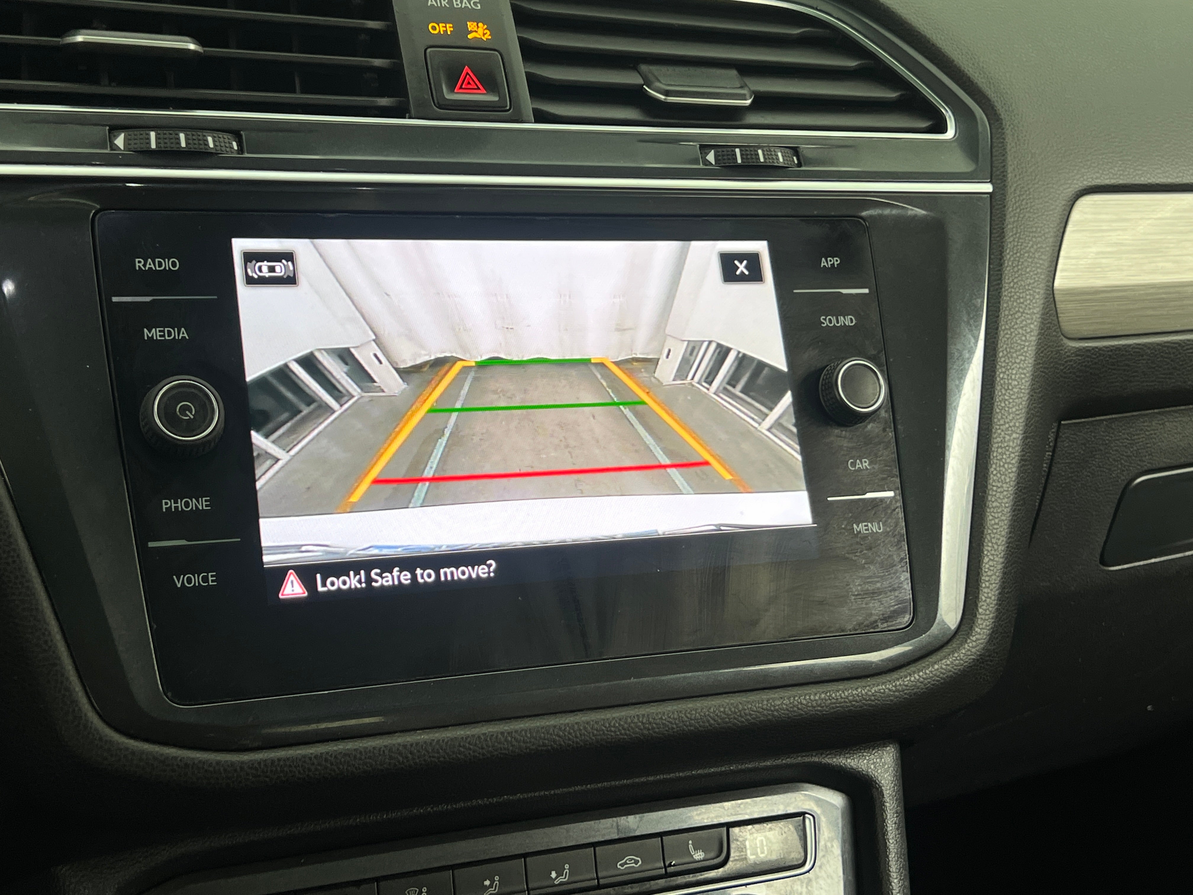 2021 Volkswagen Tiguan SE R-LINE BLACK - Photo 13
