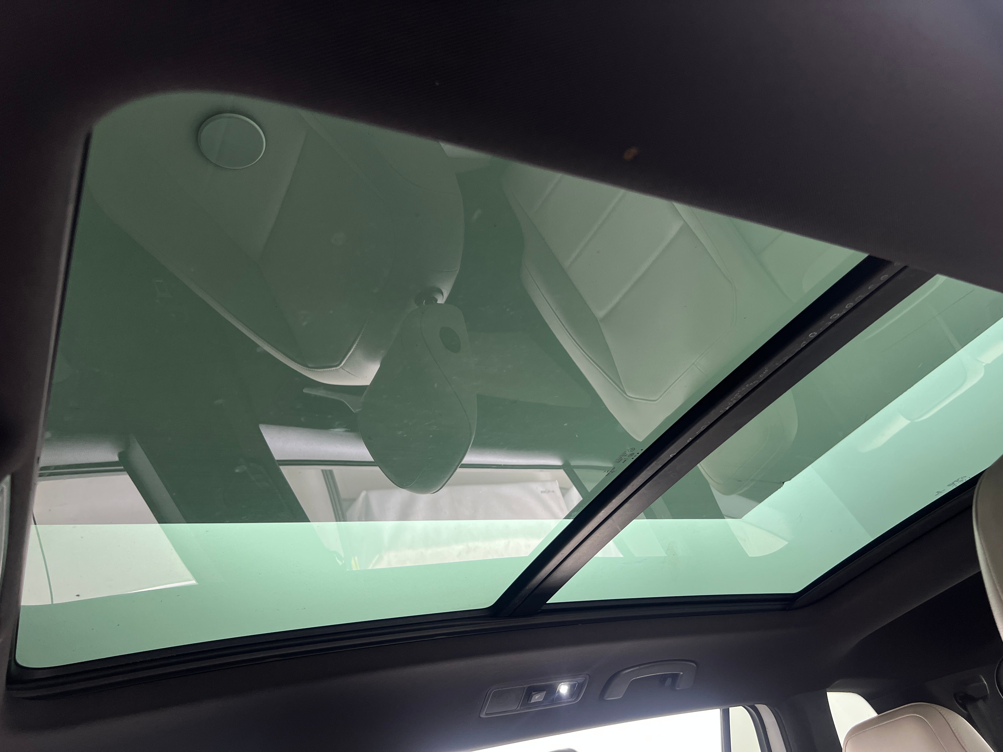 2021 Volkswagen Tiguan SE R-LINE BLACK - Photo 15