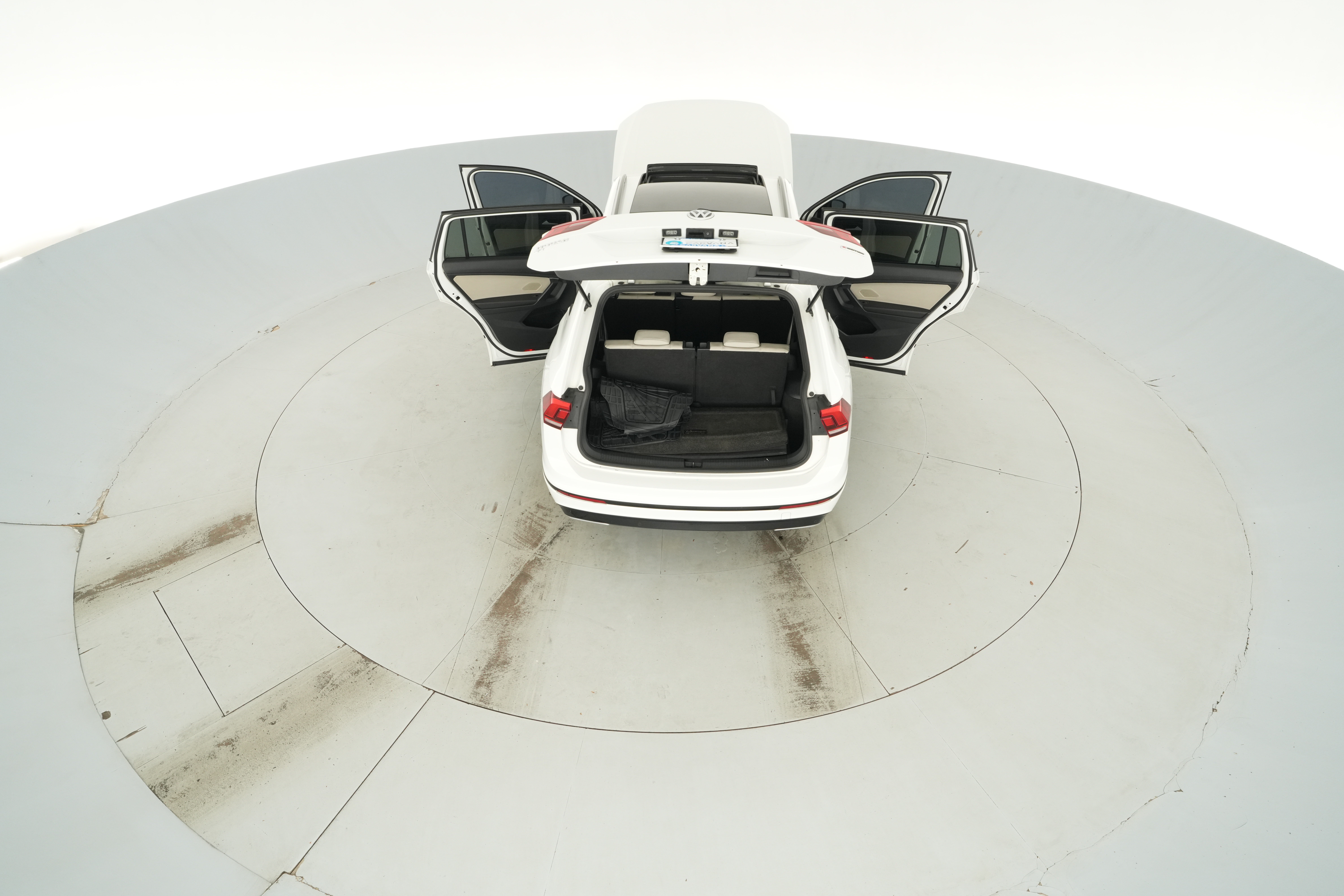 2021 Volkswagen Tiguan SE R-LINE BLACK - Photo 49