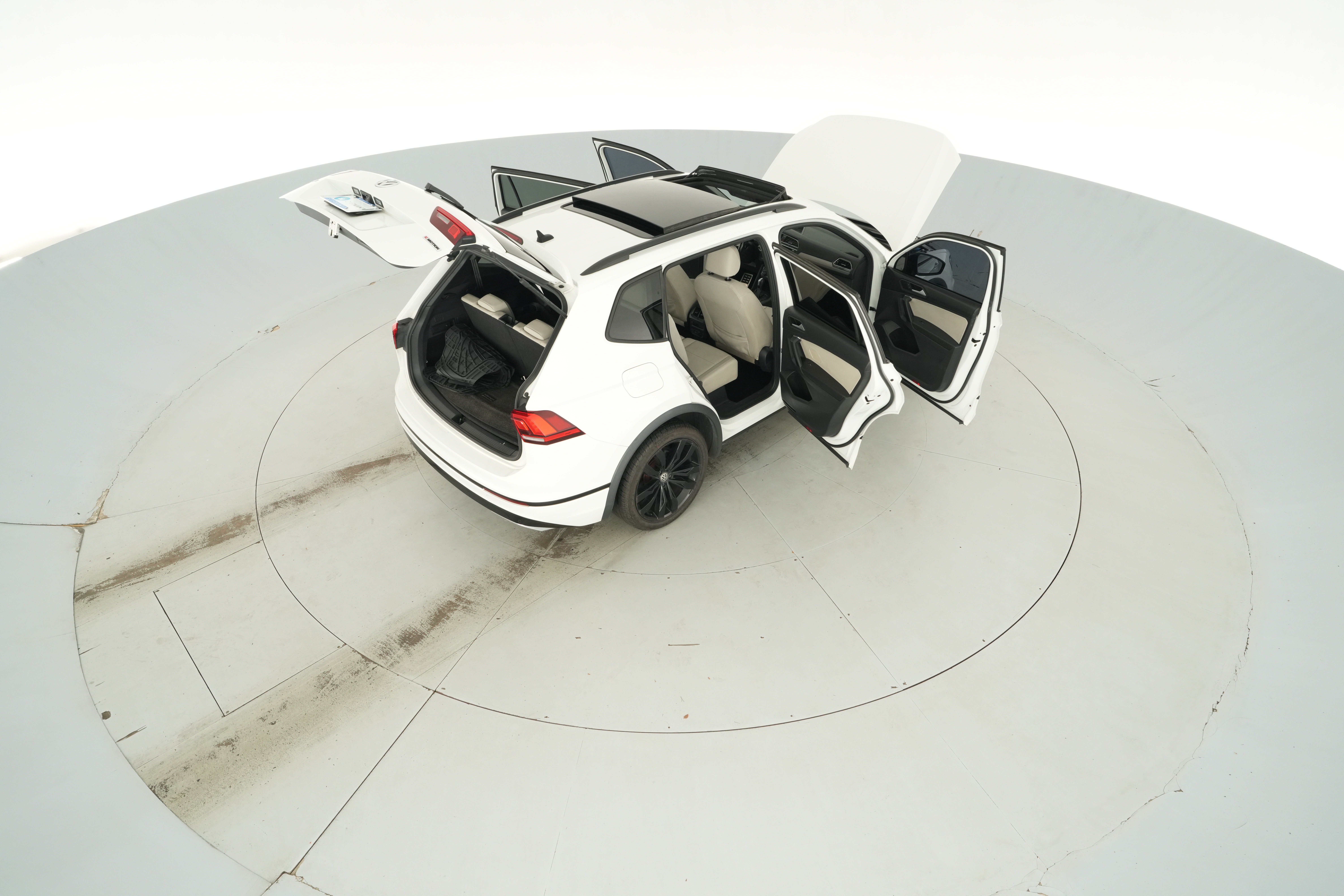 2021 Volkswagen Tiguan SE R-LINE BLACK - Photo 51