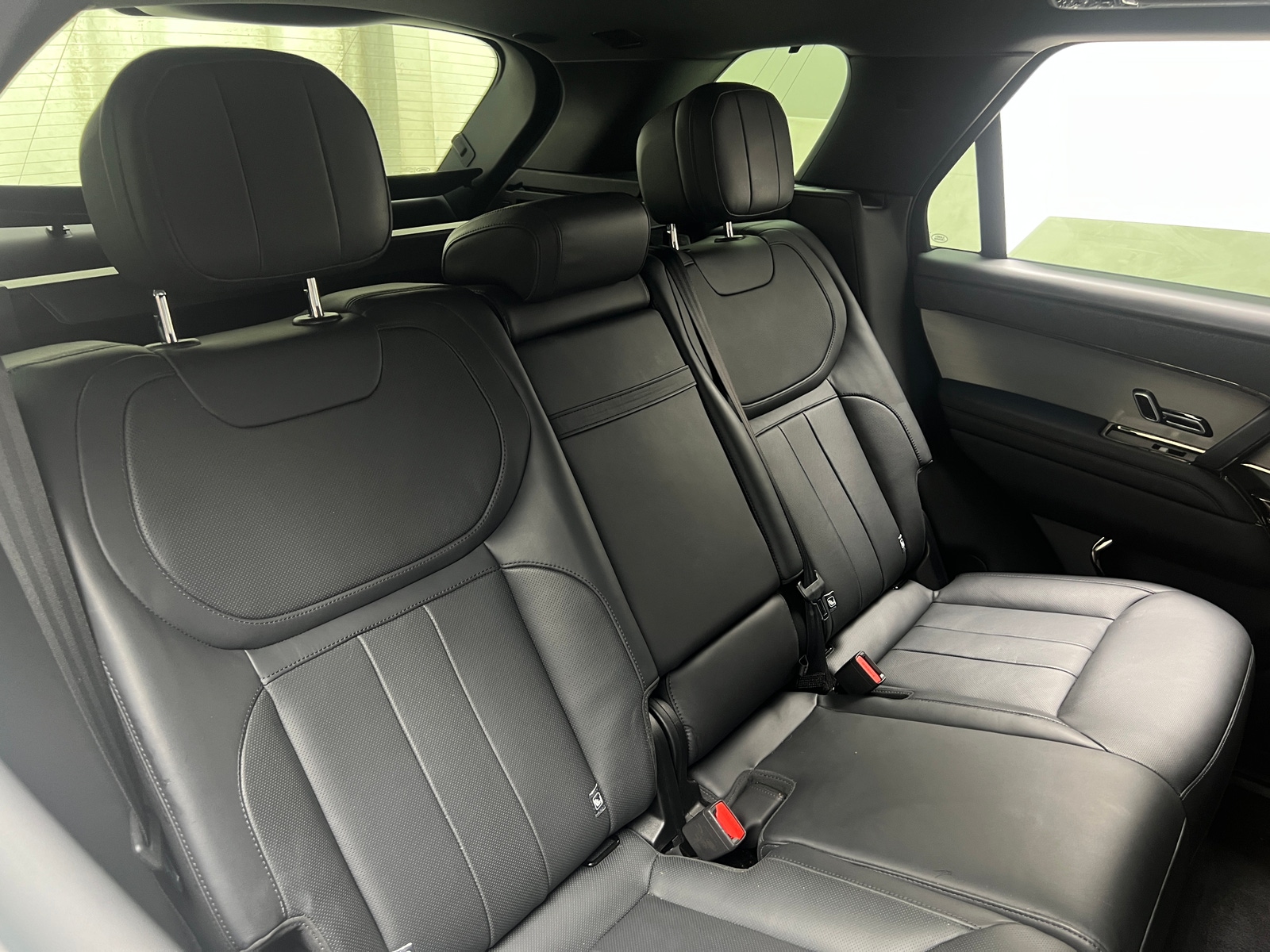 Thumbnail: 2023 Land Rover Range Rover Sport - 5