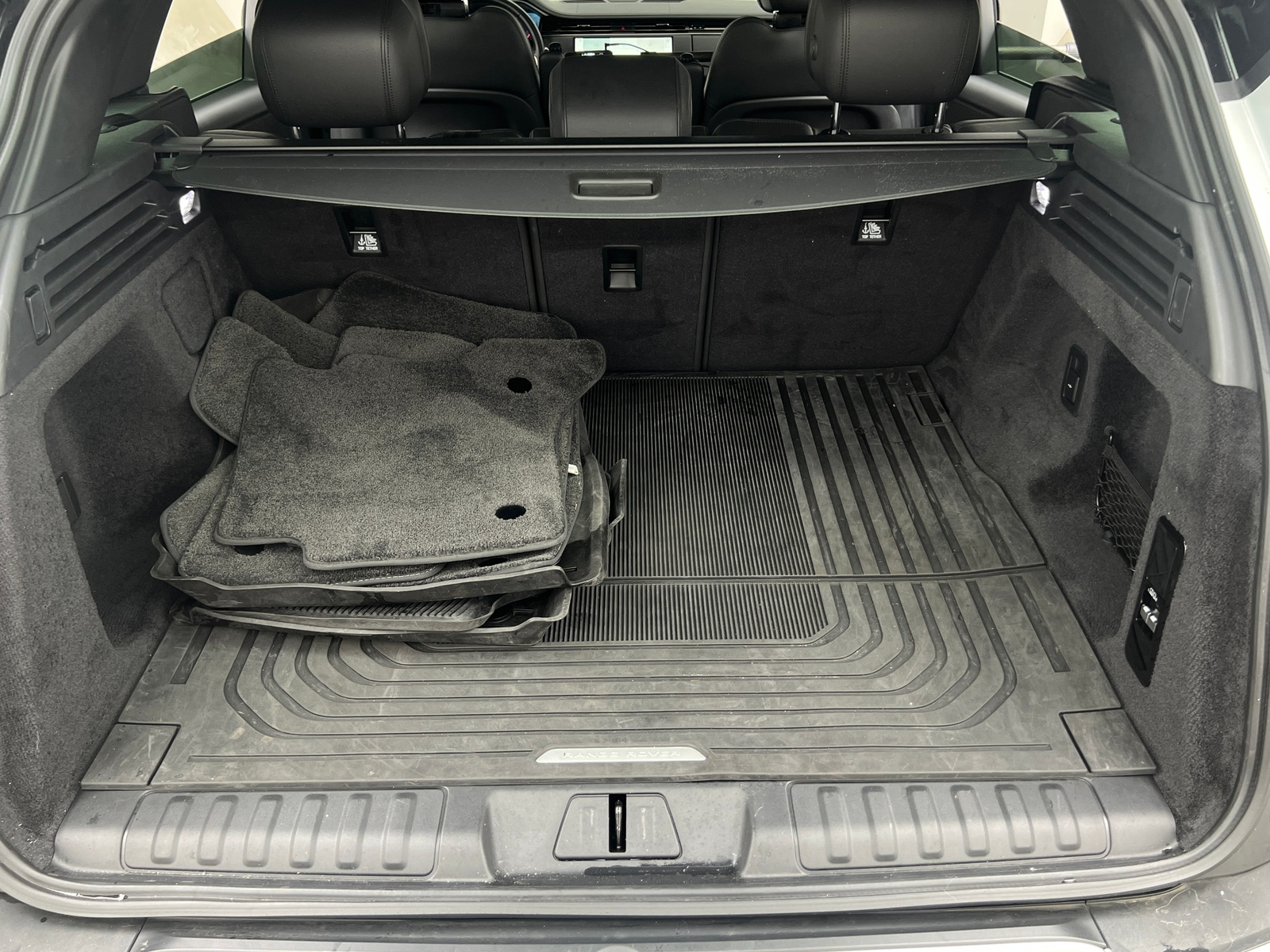 Thumbnail: 2023 Land Rover Range Rover Sport - 6