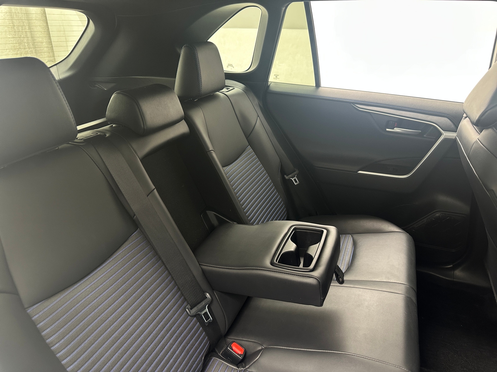 Thumbnail: 2024 Toyota RAV4 - 6