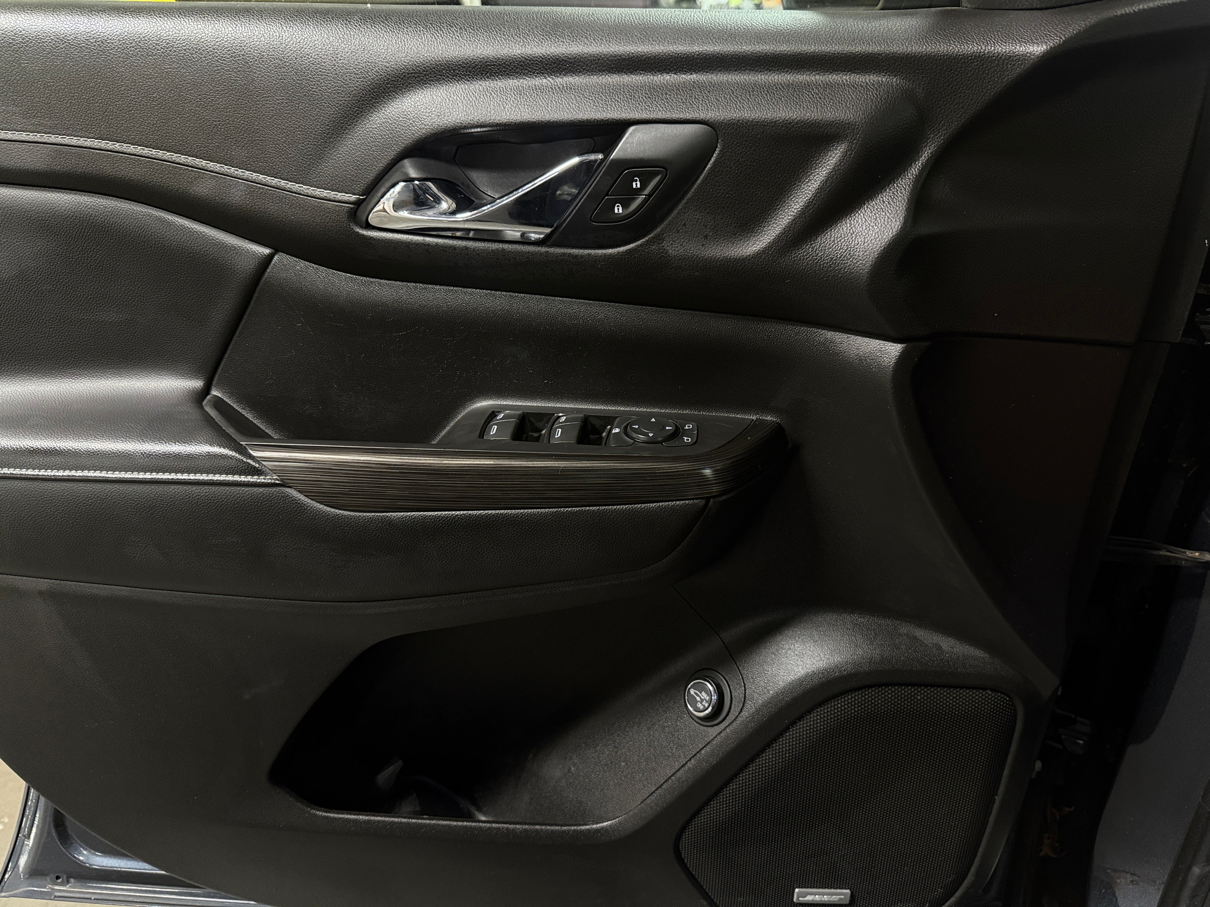2019 GMC Acadia SLT-1 - Photo 2