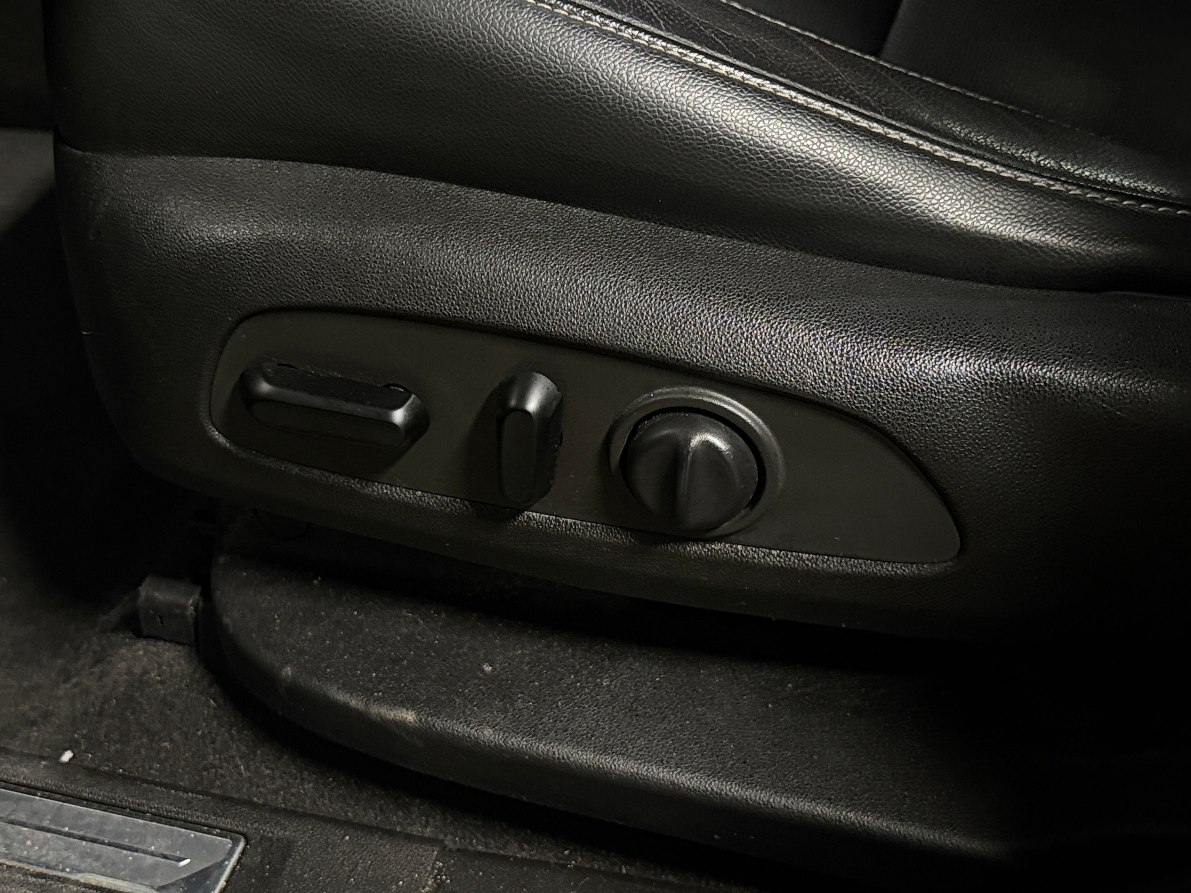 2019 GMC Acadia SLT-1 - Photo 13