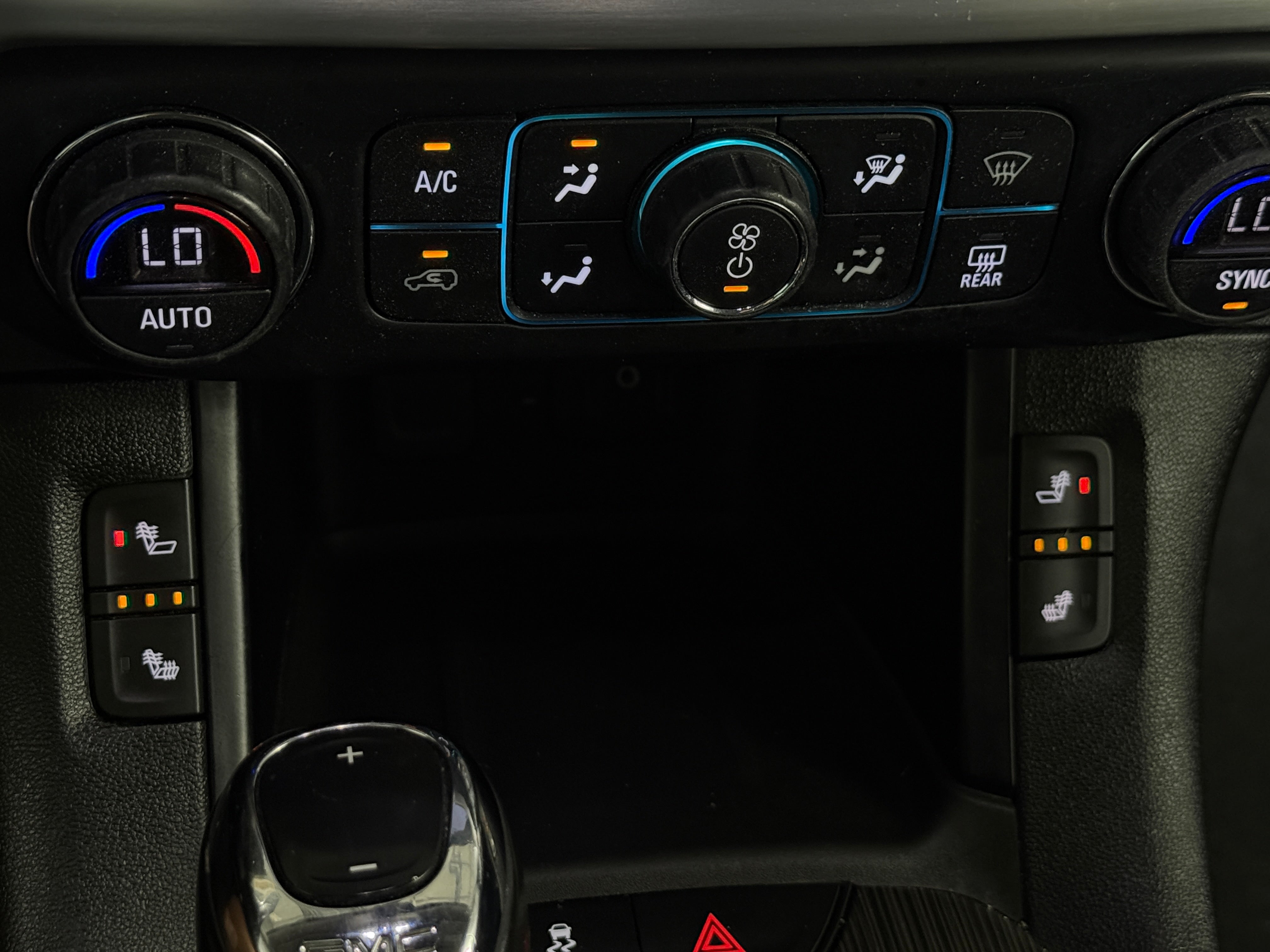 2019 GMC Acadia SLT-1 - Photo 16