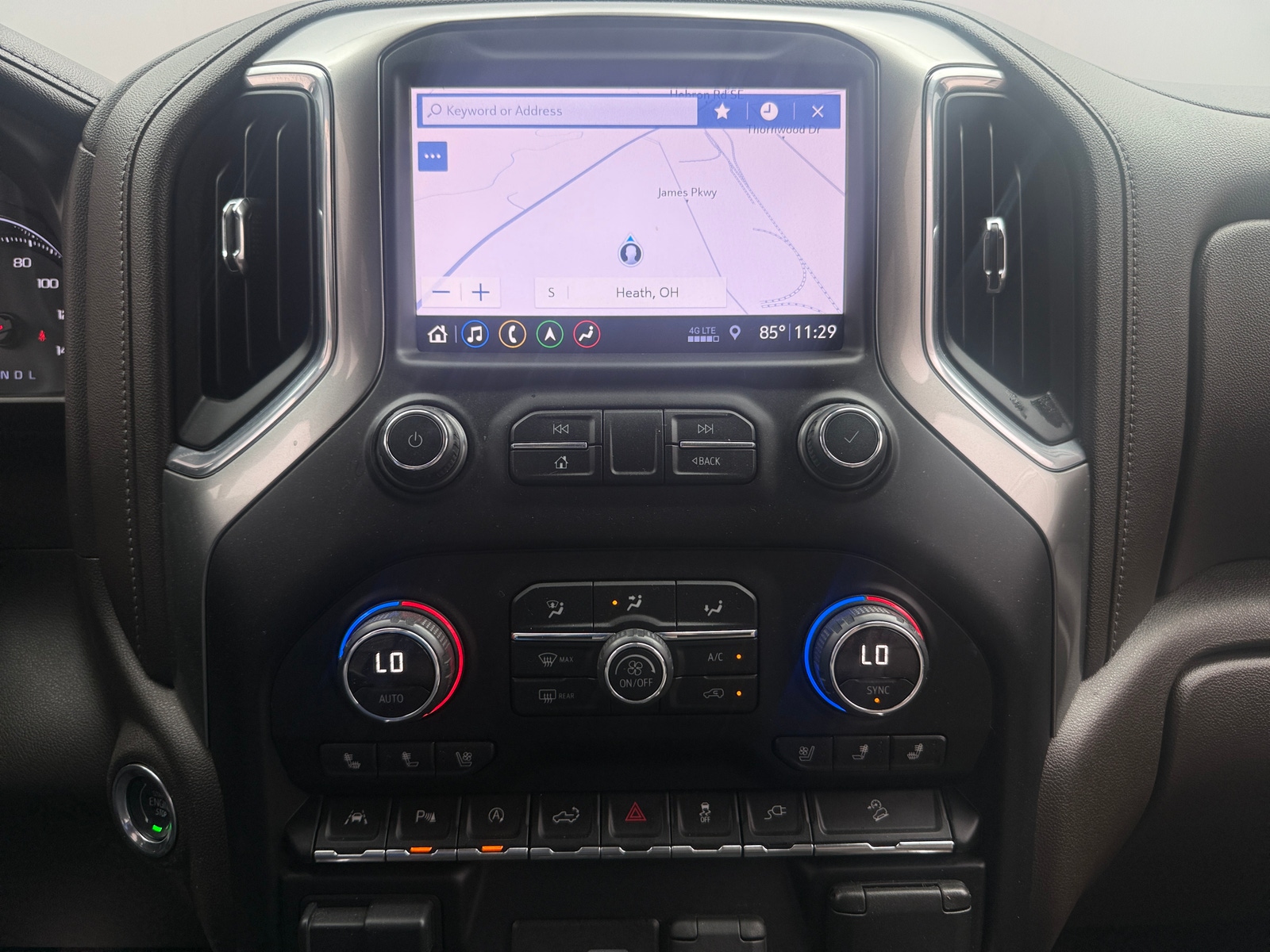 Thumbnail: 2019 Chevrolet Silverado 1500 - 3