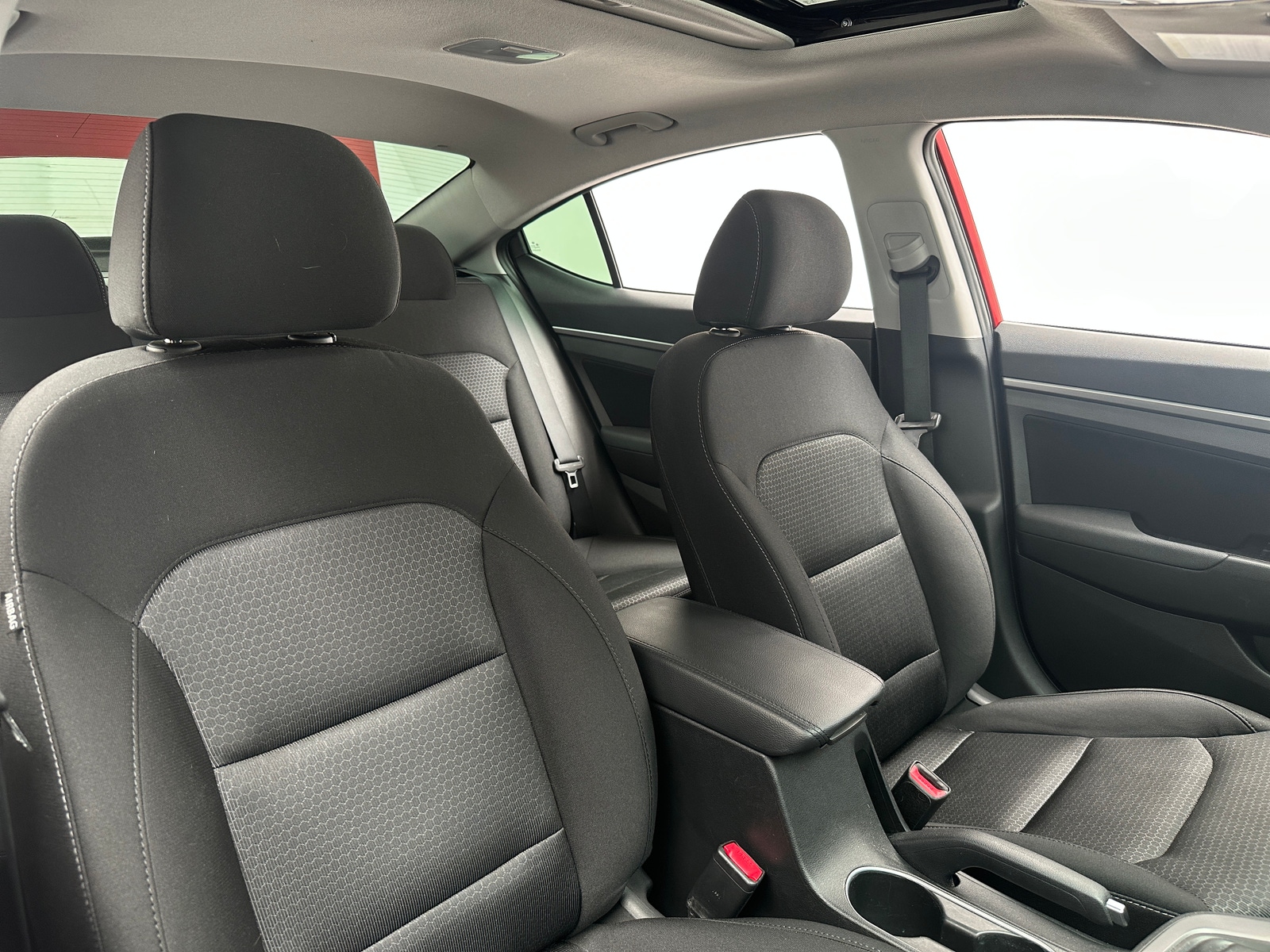 Thumbnail: 2017 Hyundai Elantra - 2